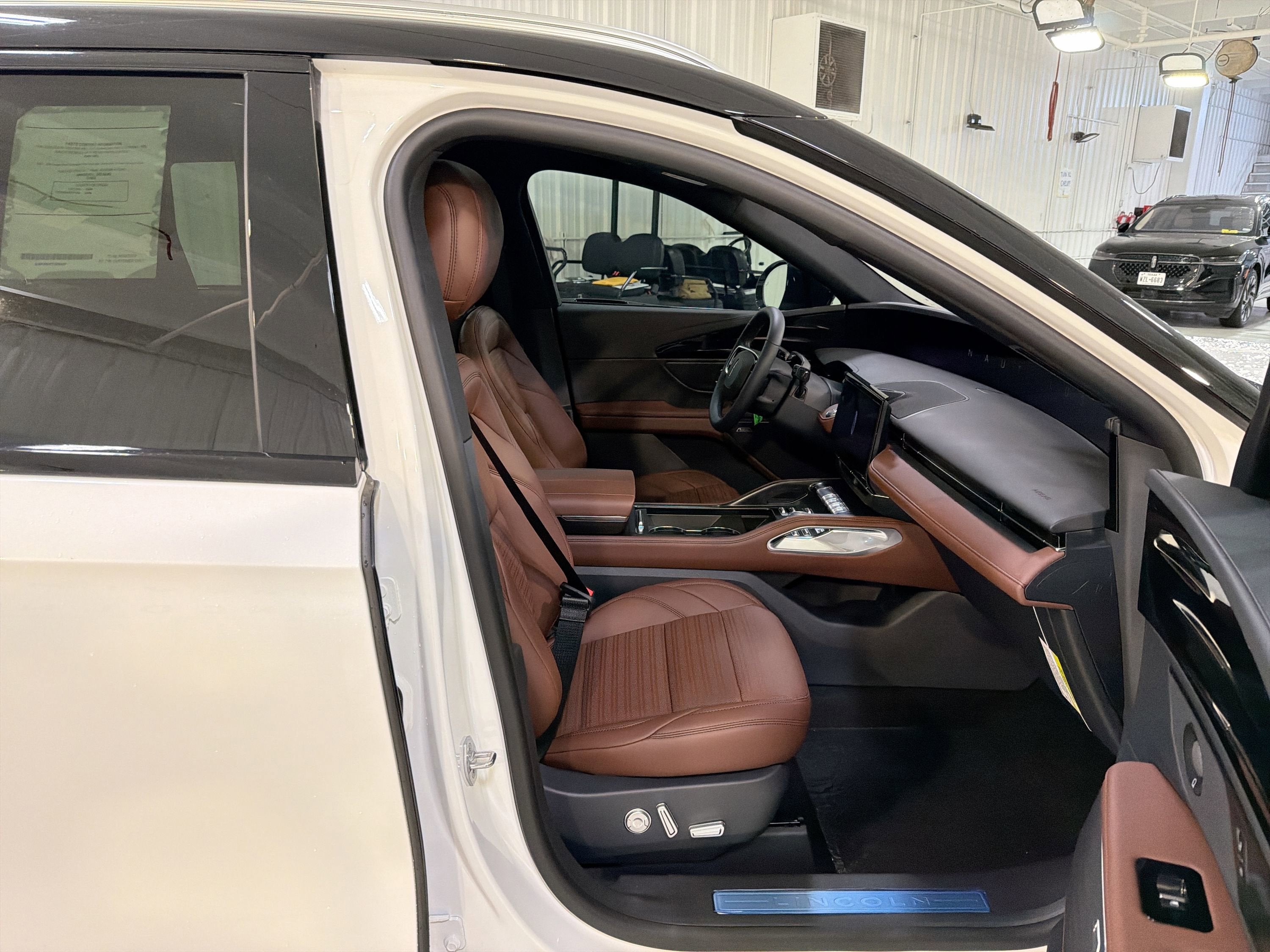 2026 Lincoln Nautilus Reserve Hybrid