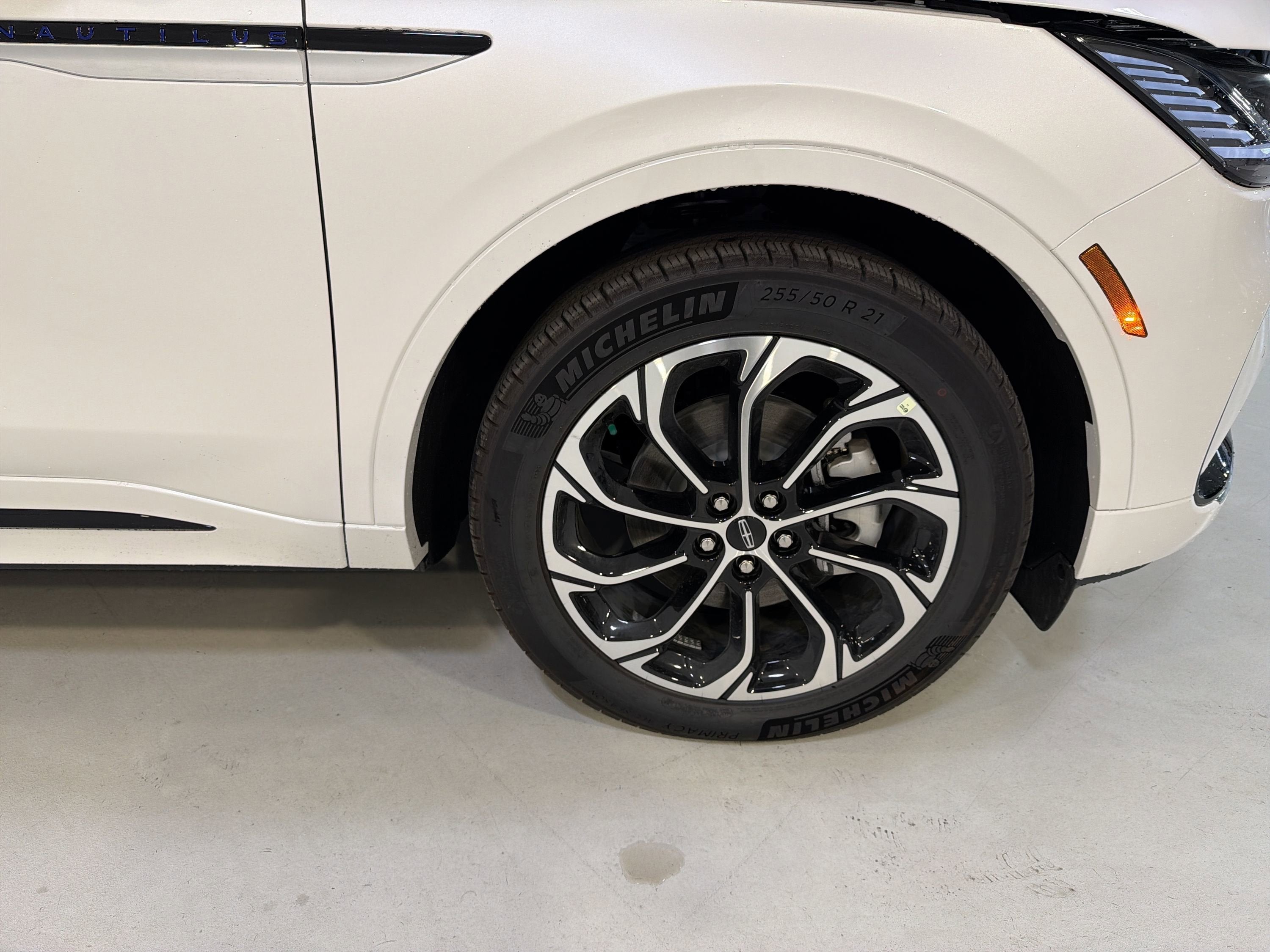 2026 Lincoln Nautilus Reserve Hybrid