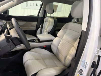 2026 Lincoln Nautilus Reserve Hybrid