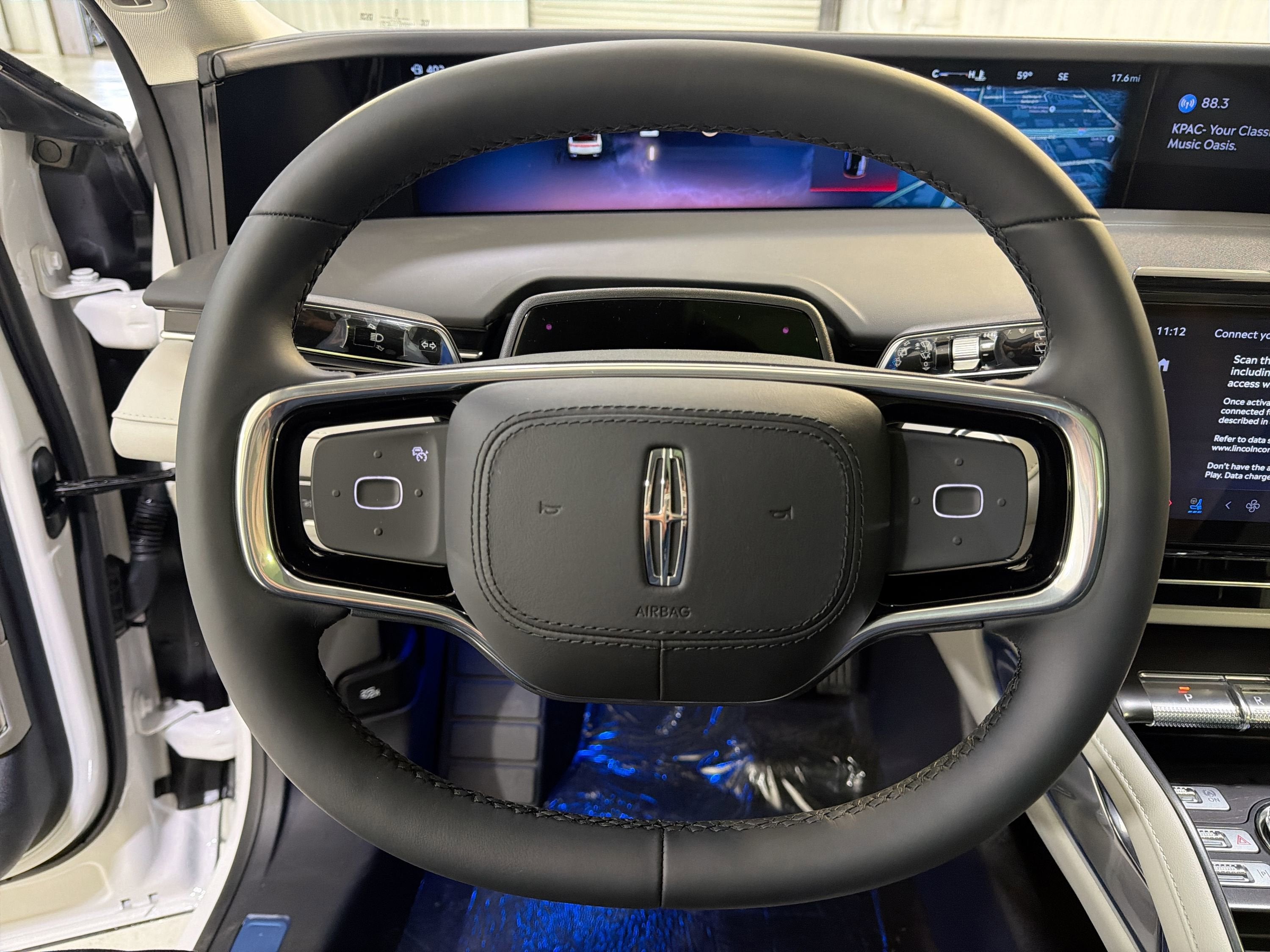 2026 Lincoln Nautilus Reserve Hybrid