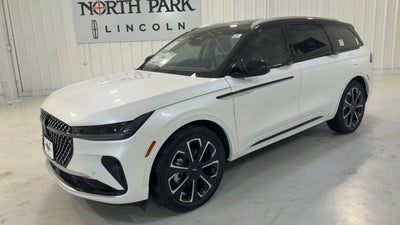 2026 Lincoln Nautilus Reserve Hybrid