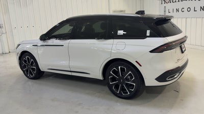 2026 Lincoln Nautilus Reserve Hybrid