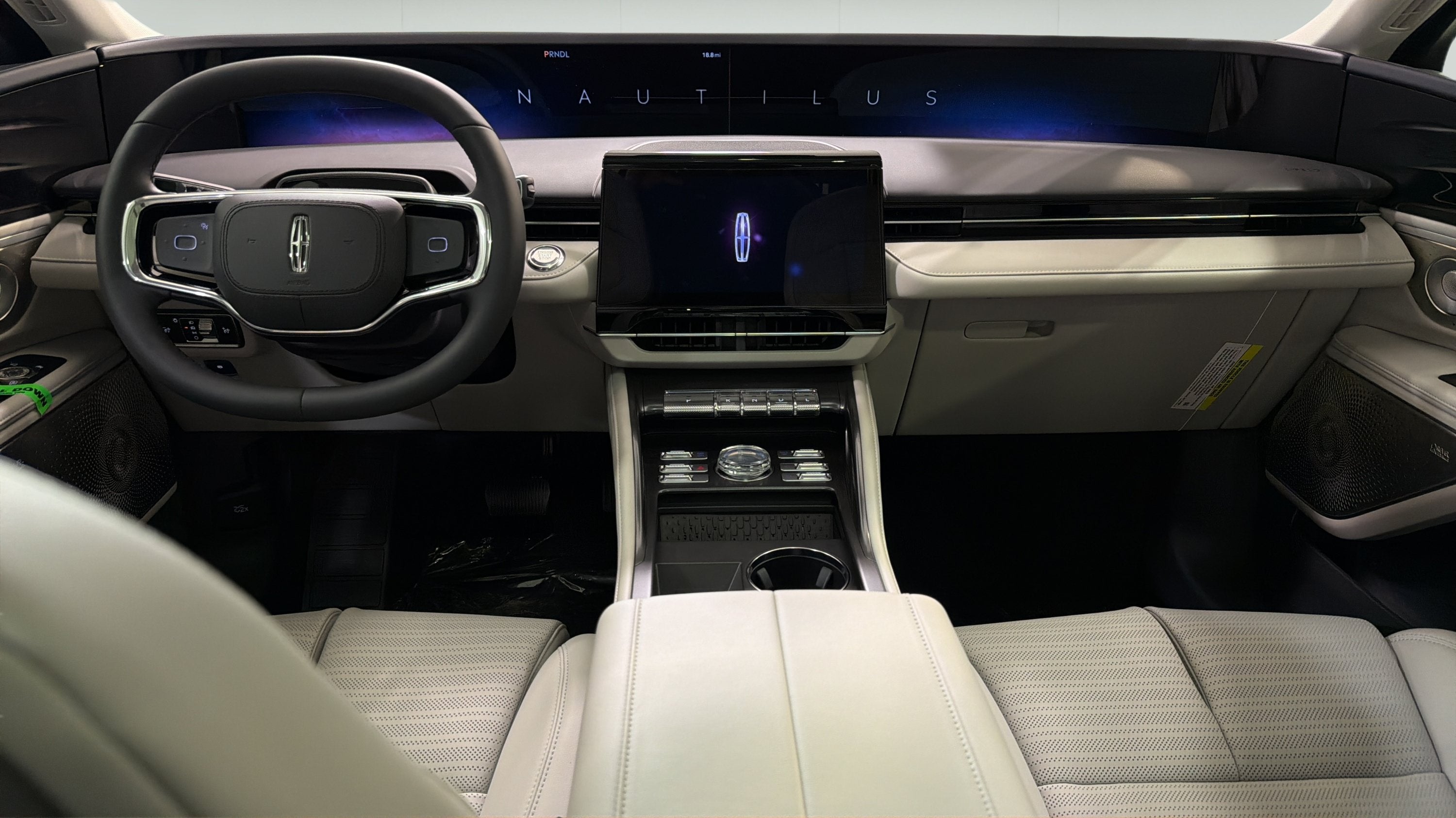 2026 Lincoln Nautilus Reserve Hybrid