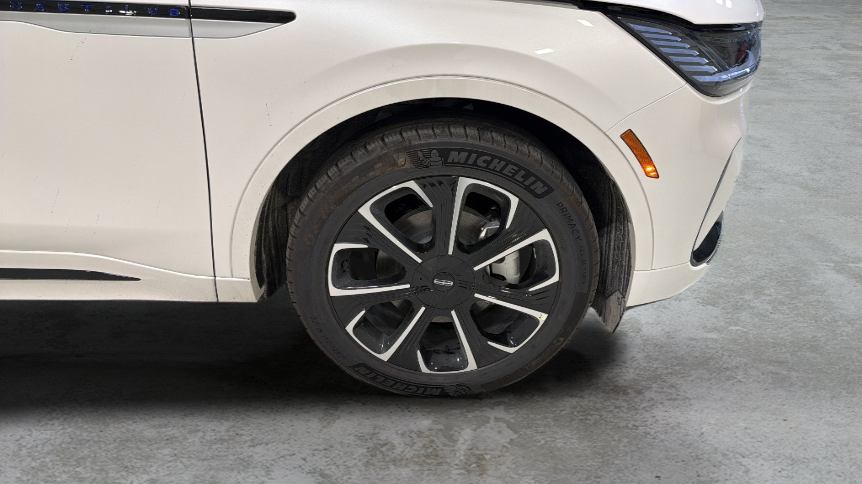 2026 Lincoln Nautilus Reserve Hybrid