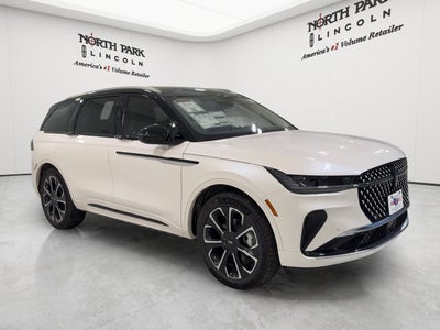 2026 Lincoln Nautilus Reserve Hybrid