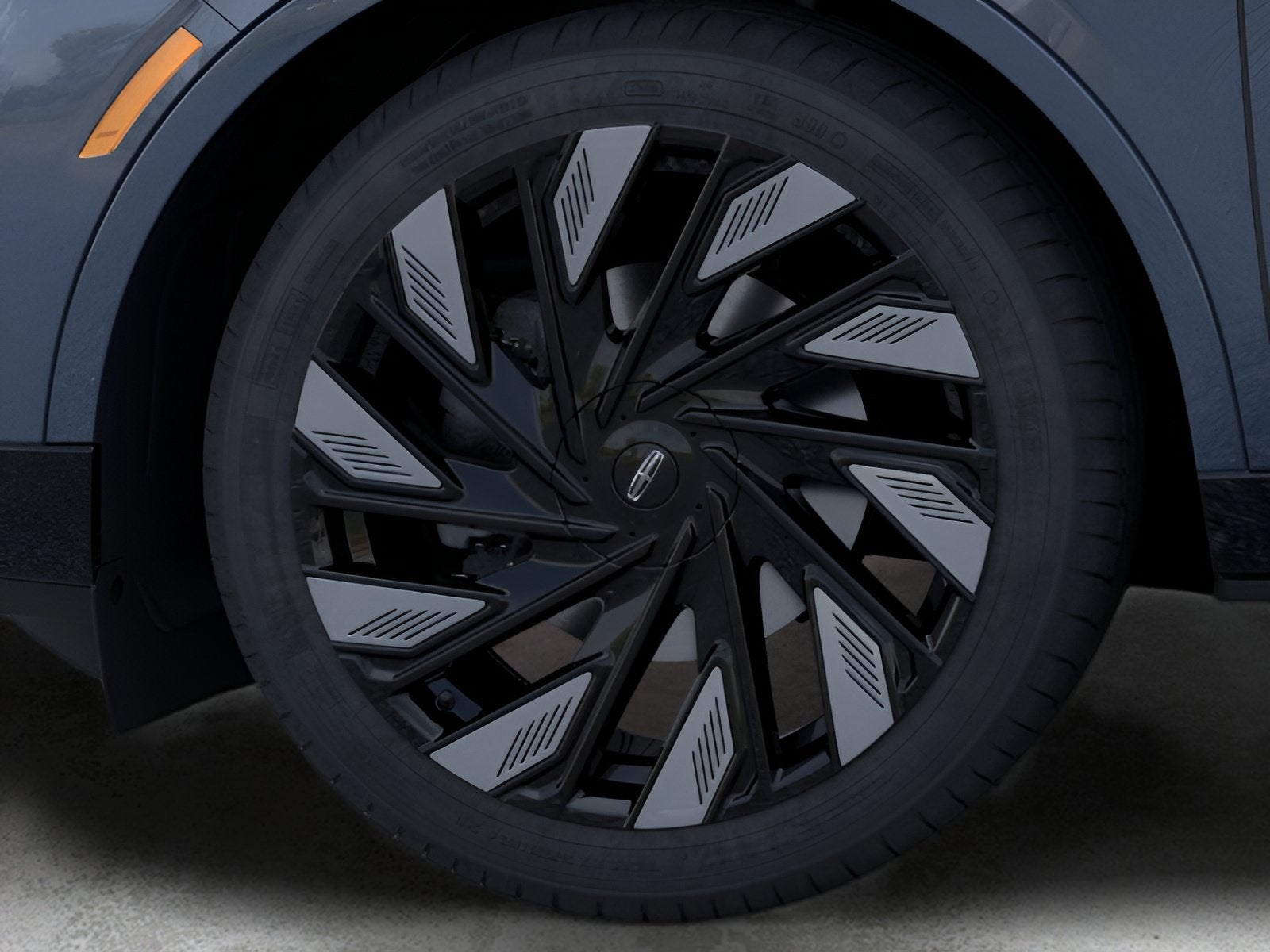 2026 Lincoln Nautilus Reserve Hybrid
