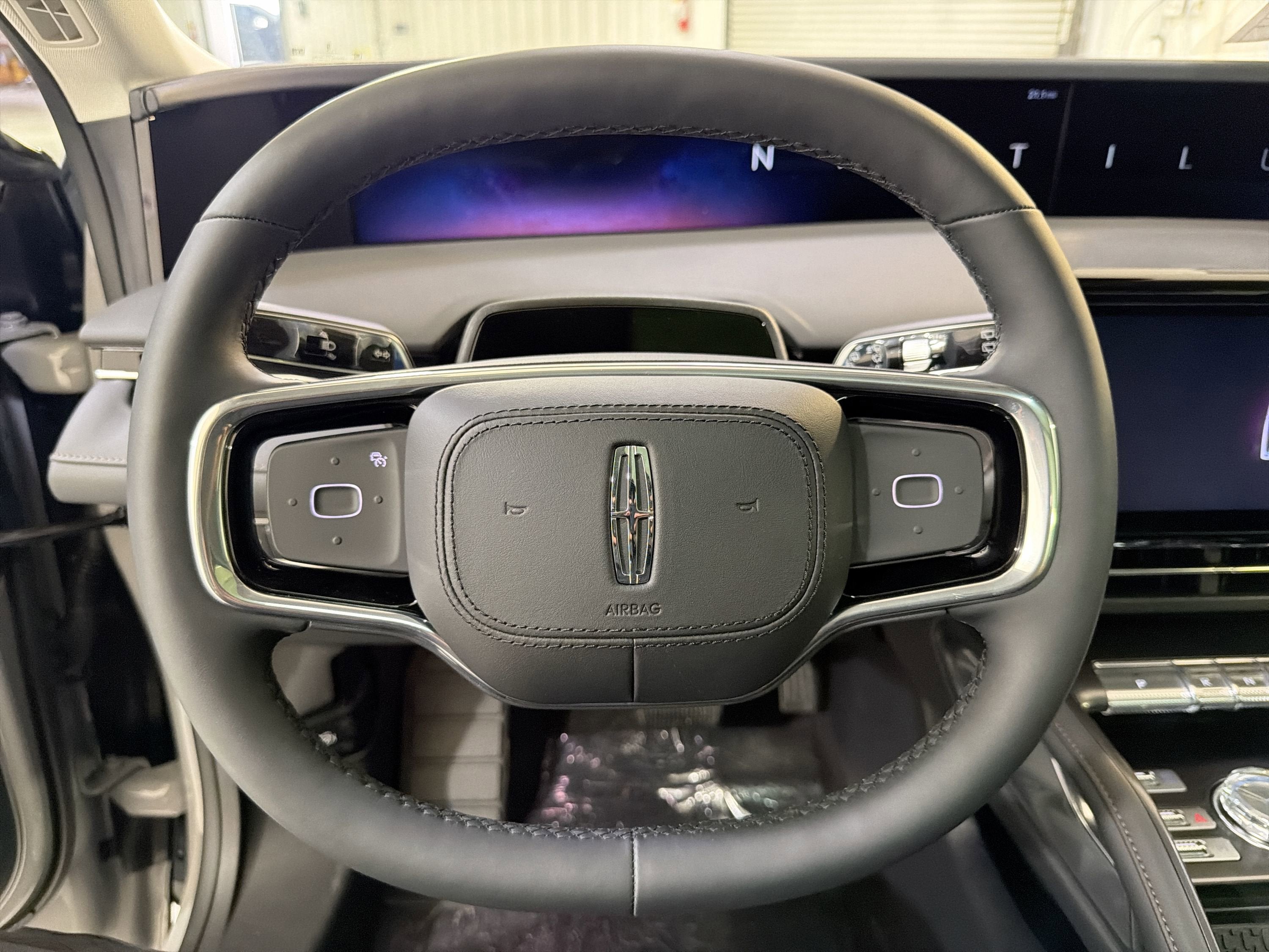 2026 Lincoln Nautilus Reserve Hybrid