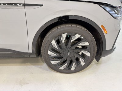 2026 Lincoln Nautilus Reserve Hybrid