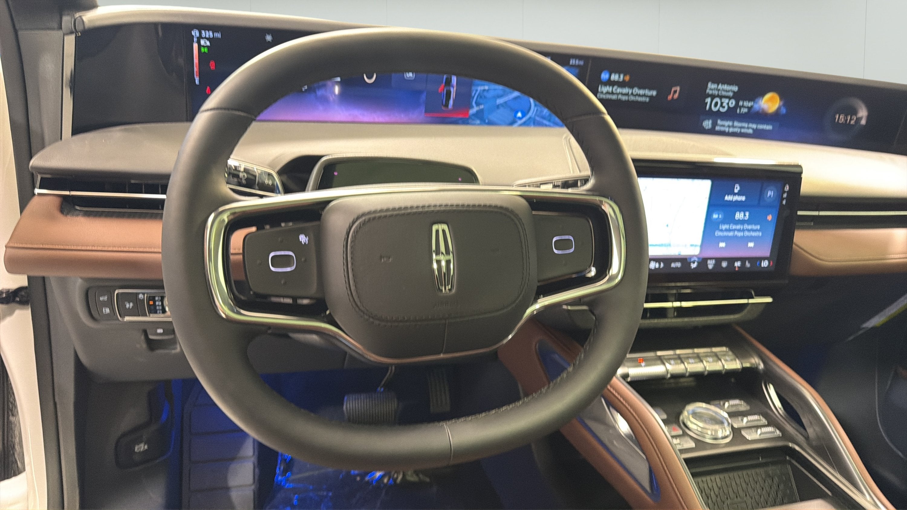 2026 Lincoln Nautilus Reserve Hybrid