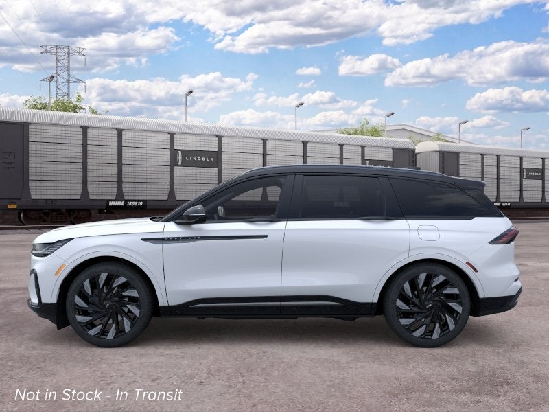 2026 Lincoln Nautilus Reserve Hybrid