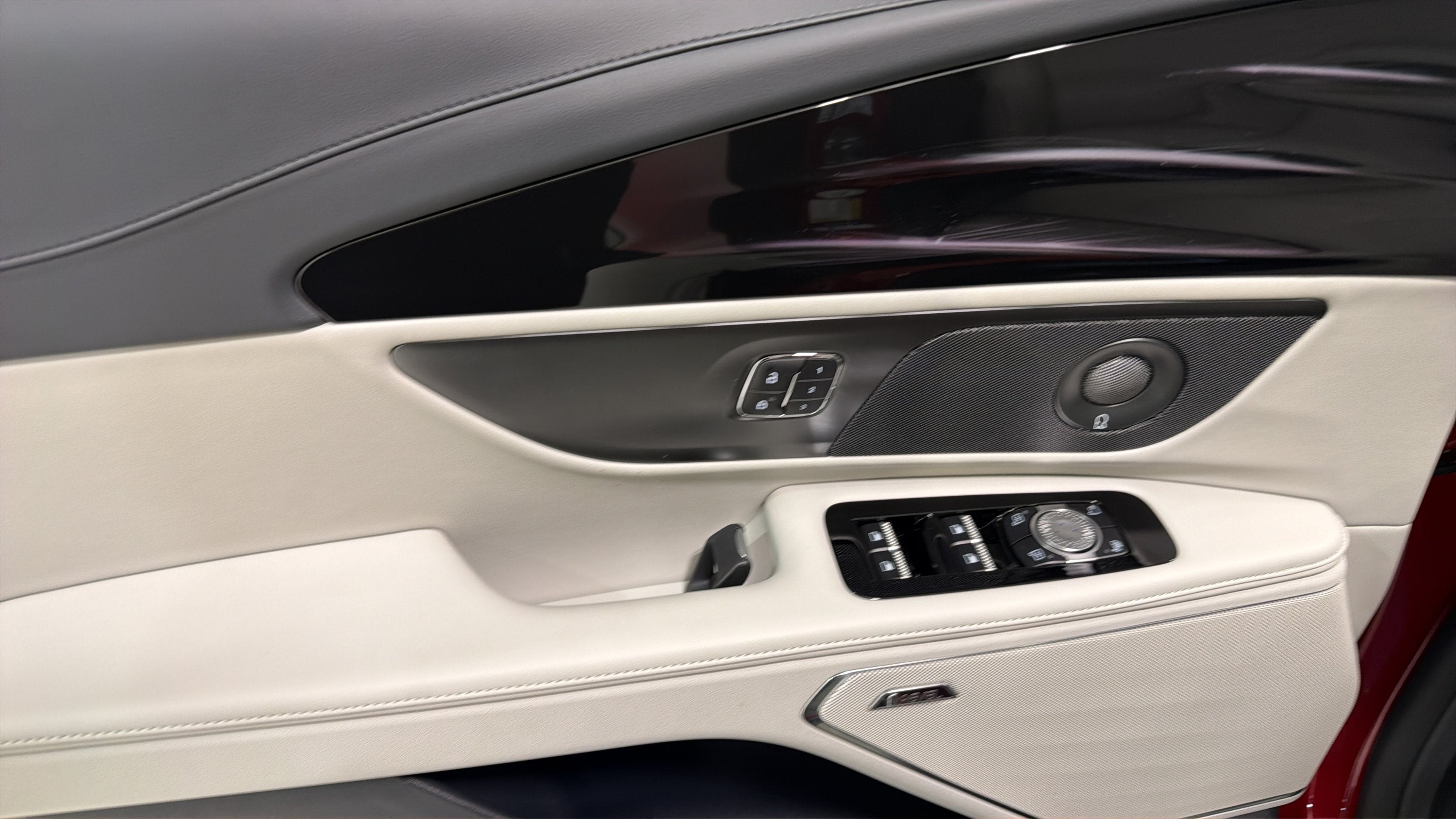 2026 Lincoln Nautilus Reserve Hybrid