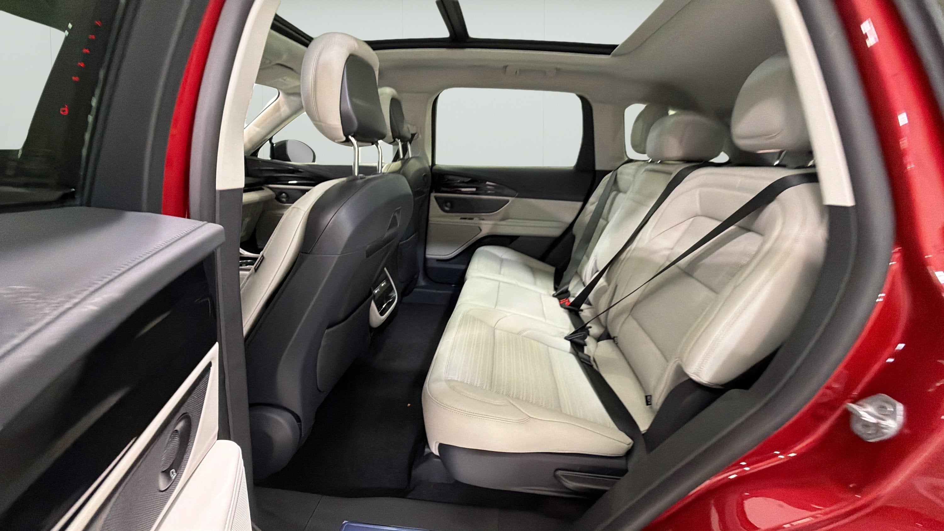 2026 Lincoln Nautilus Reserve Hybrid