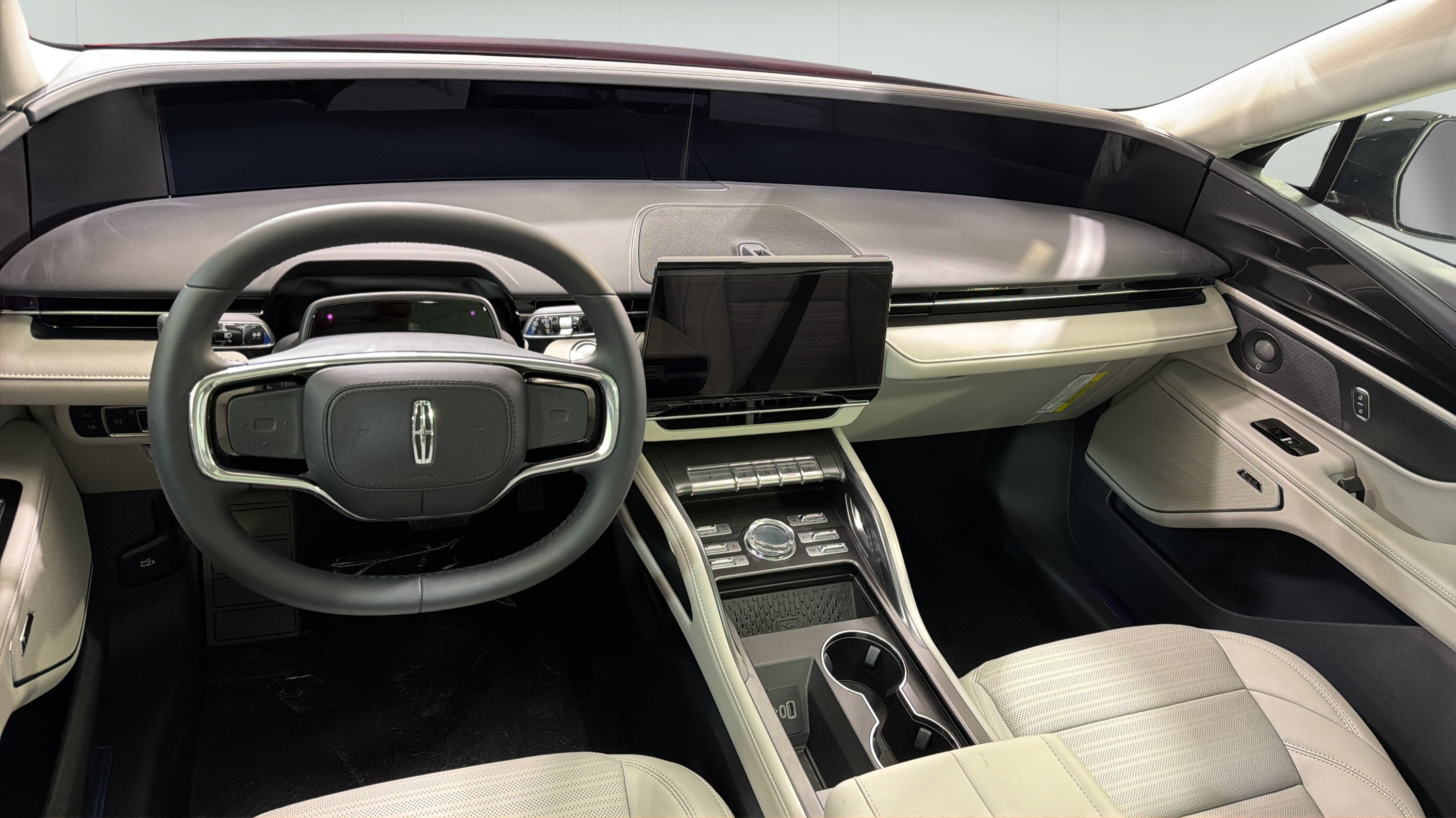 2026 Lincoln Nautilus Reserve Hybrid