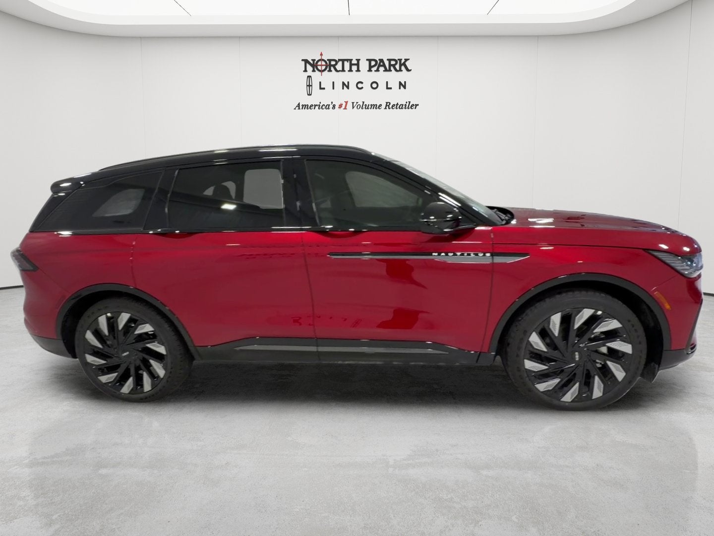 2026 Lincoln Nautilus Reserve Hybrid
