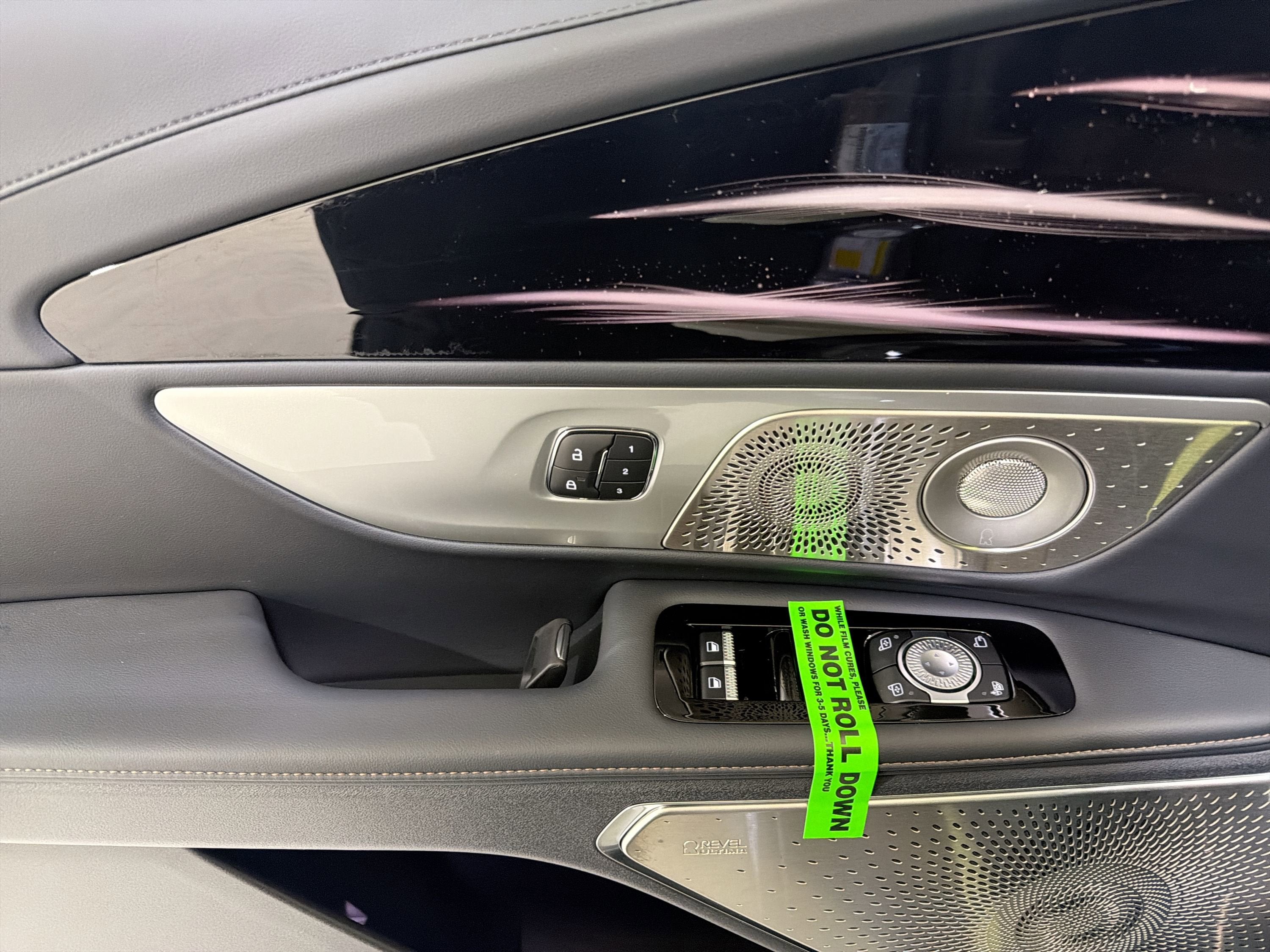 2026 Lincoln Nautilus Reserve Hybrid