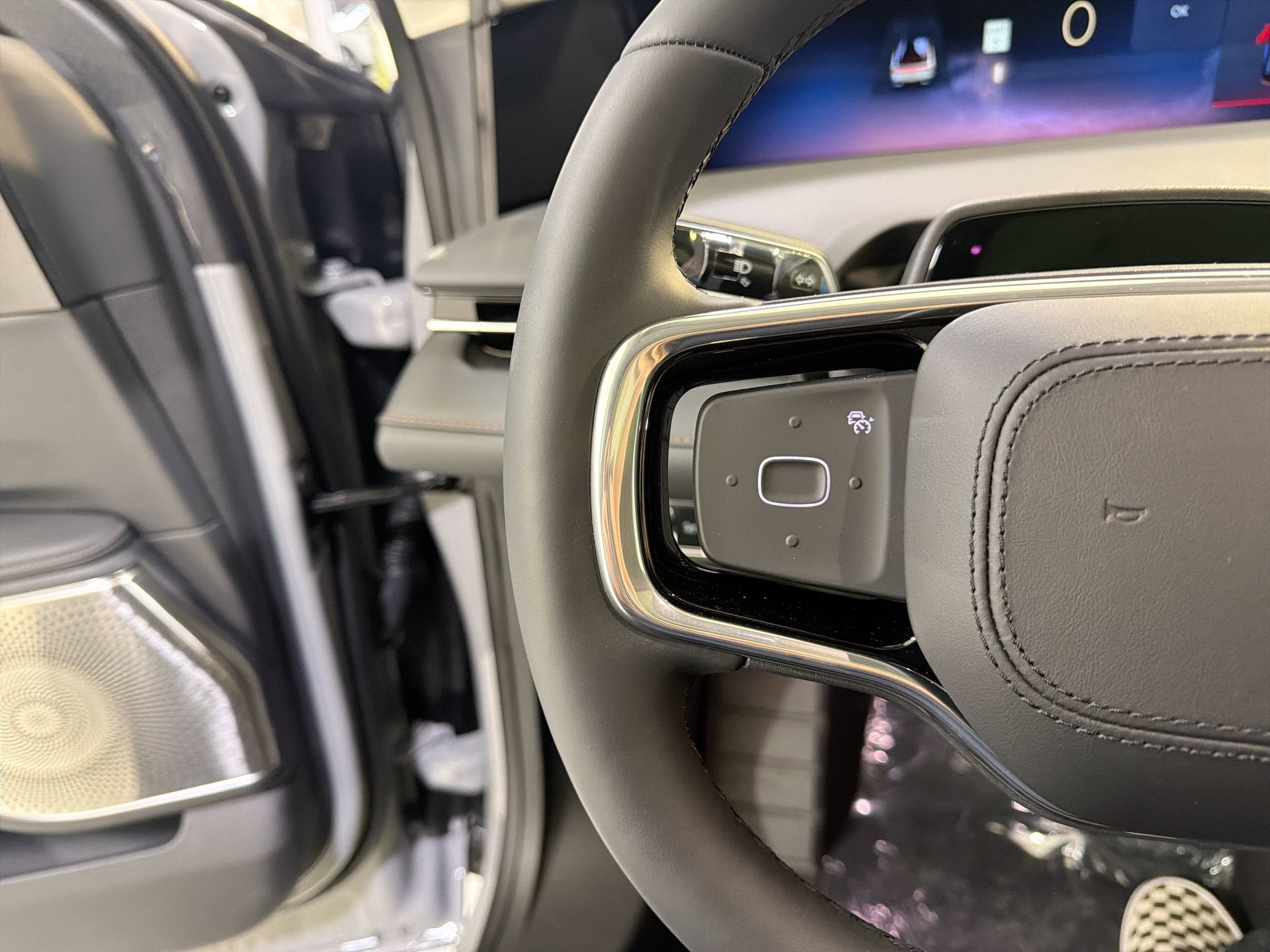 2026 Lincoln Nautilus Reserve Hybrid