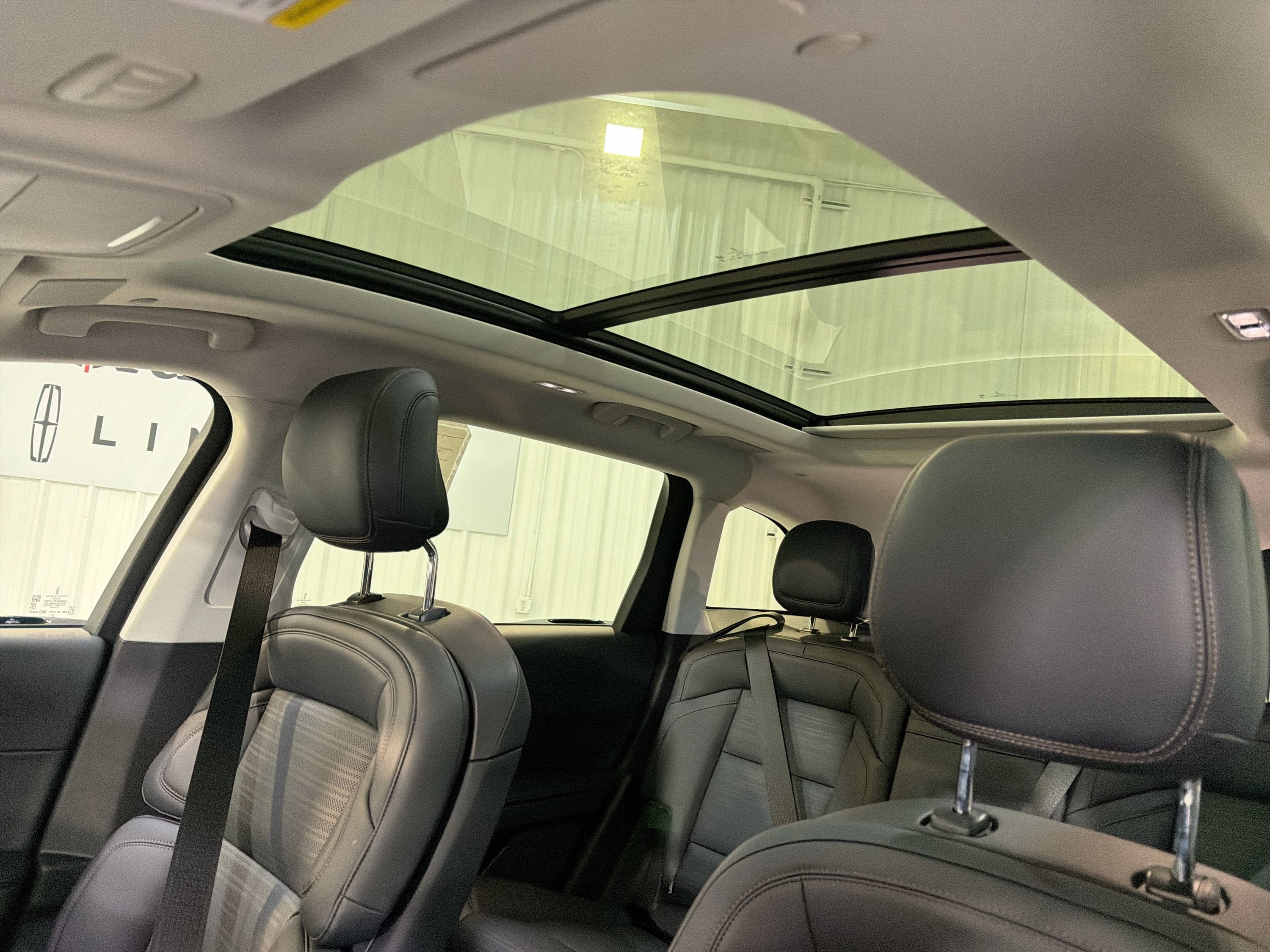 2026 Lincoln Nautilus Reserve Hybrid