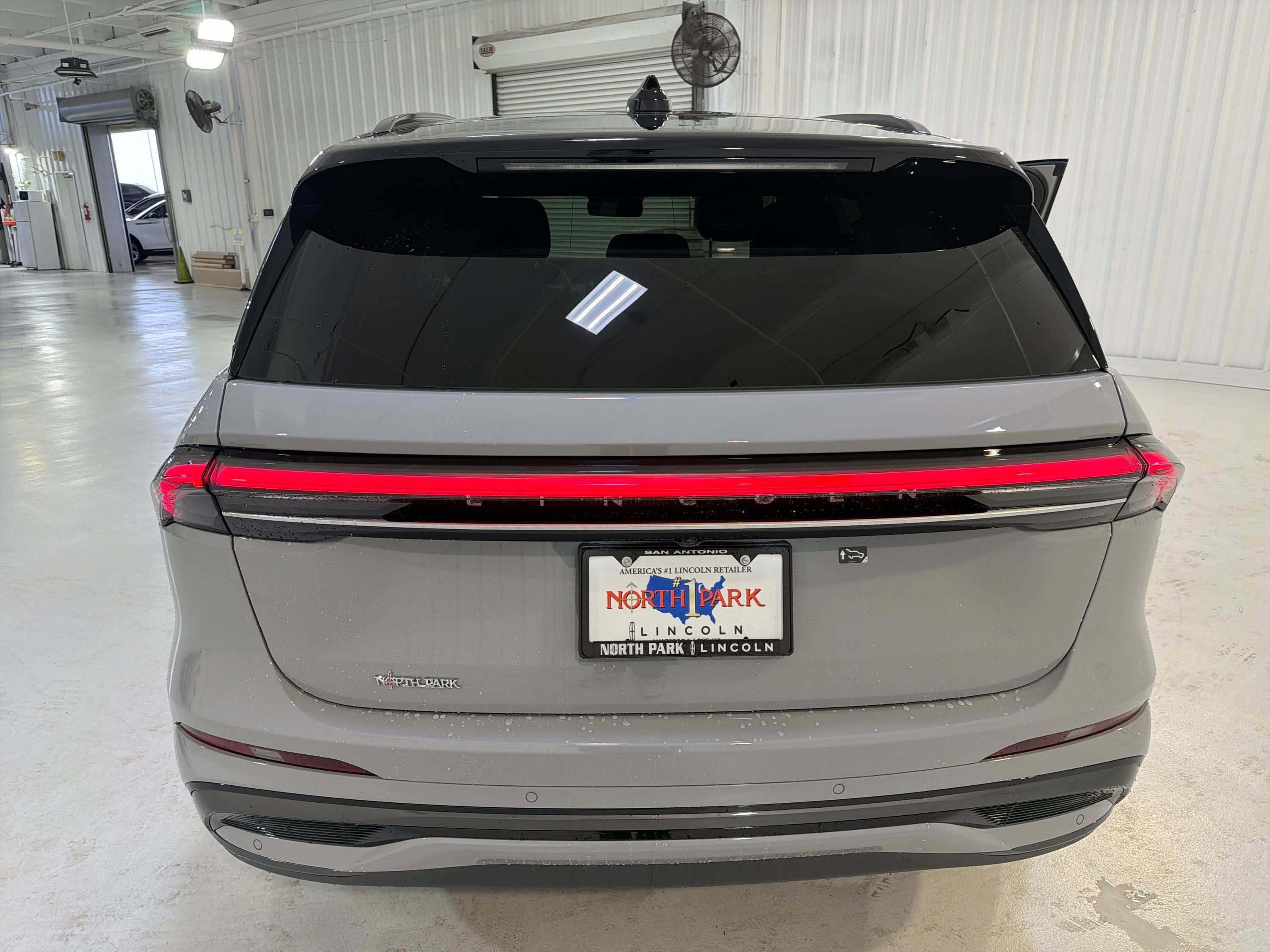 2026 Lincoln Nautilus Reserve Hybrid