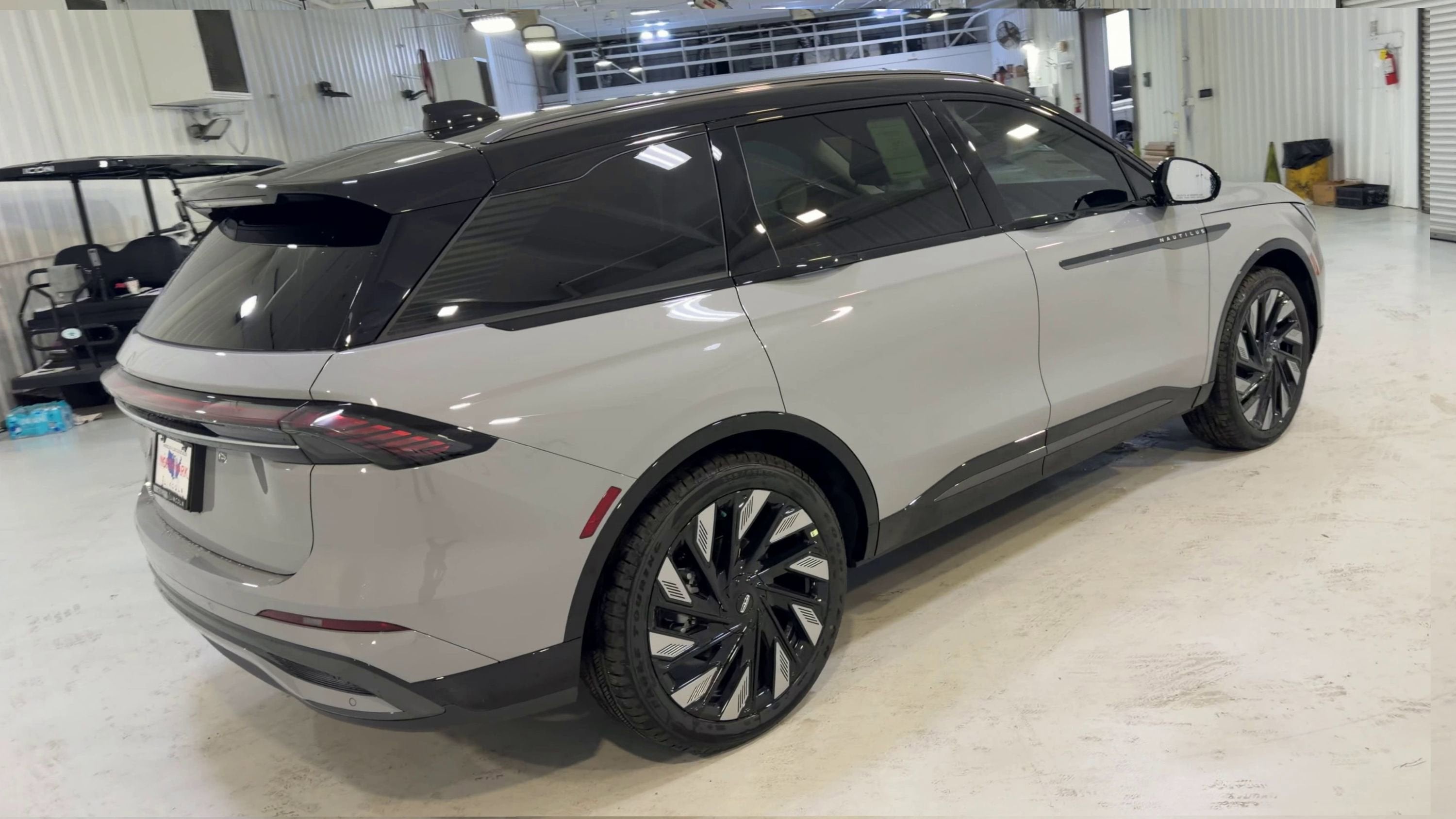 2026 Lincoln Nautilus Reserve Hybrid