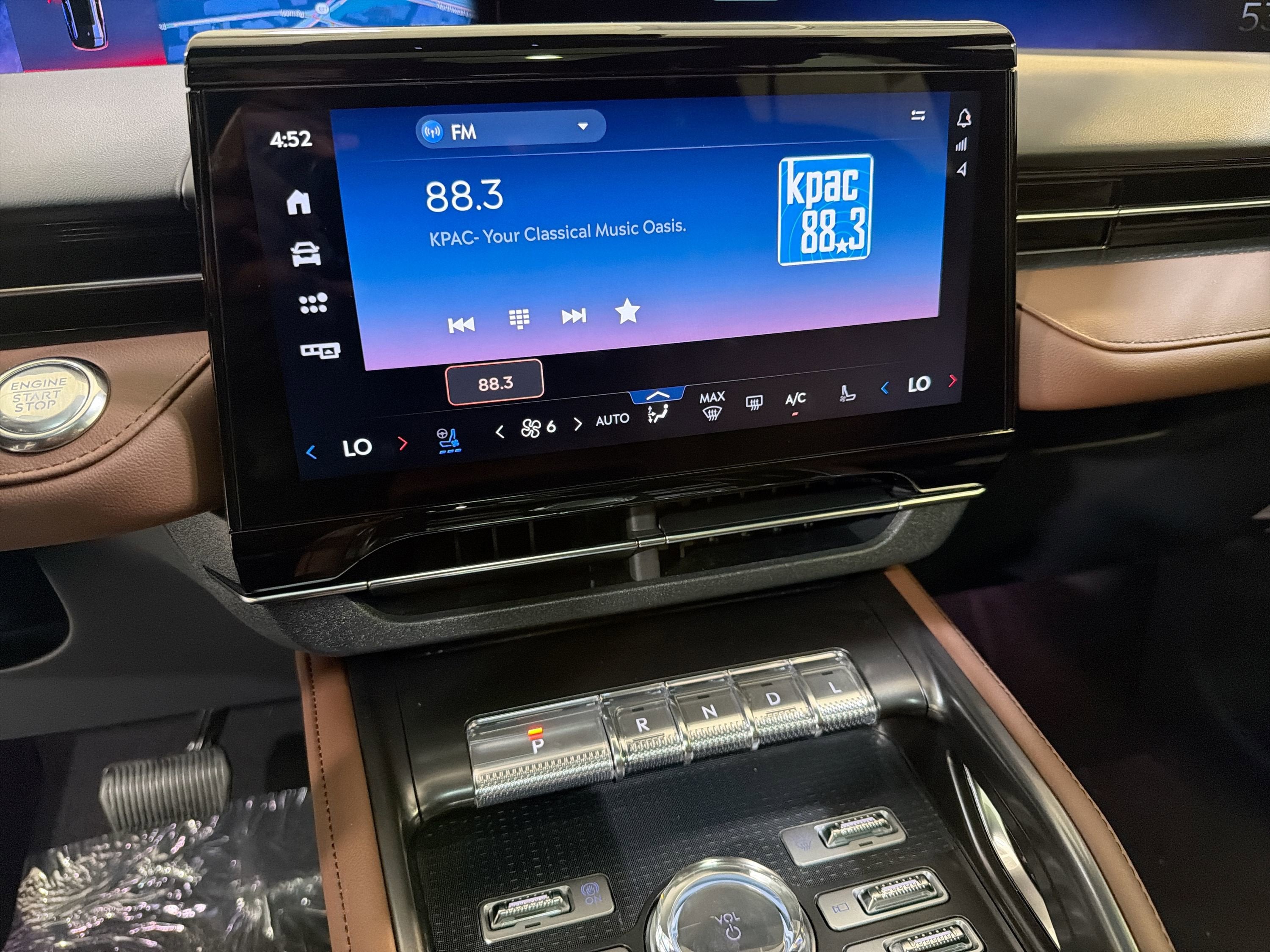 2026 Lincoln Nautilus Reserve Hybrid