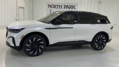 2026 Lincoln Nautilus Reserve Hybrid