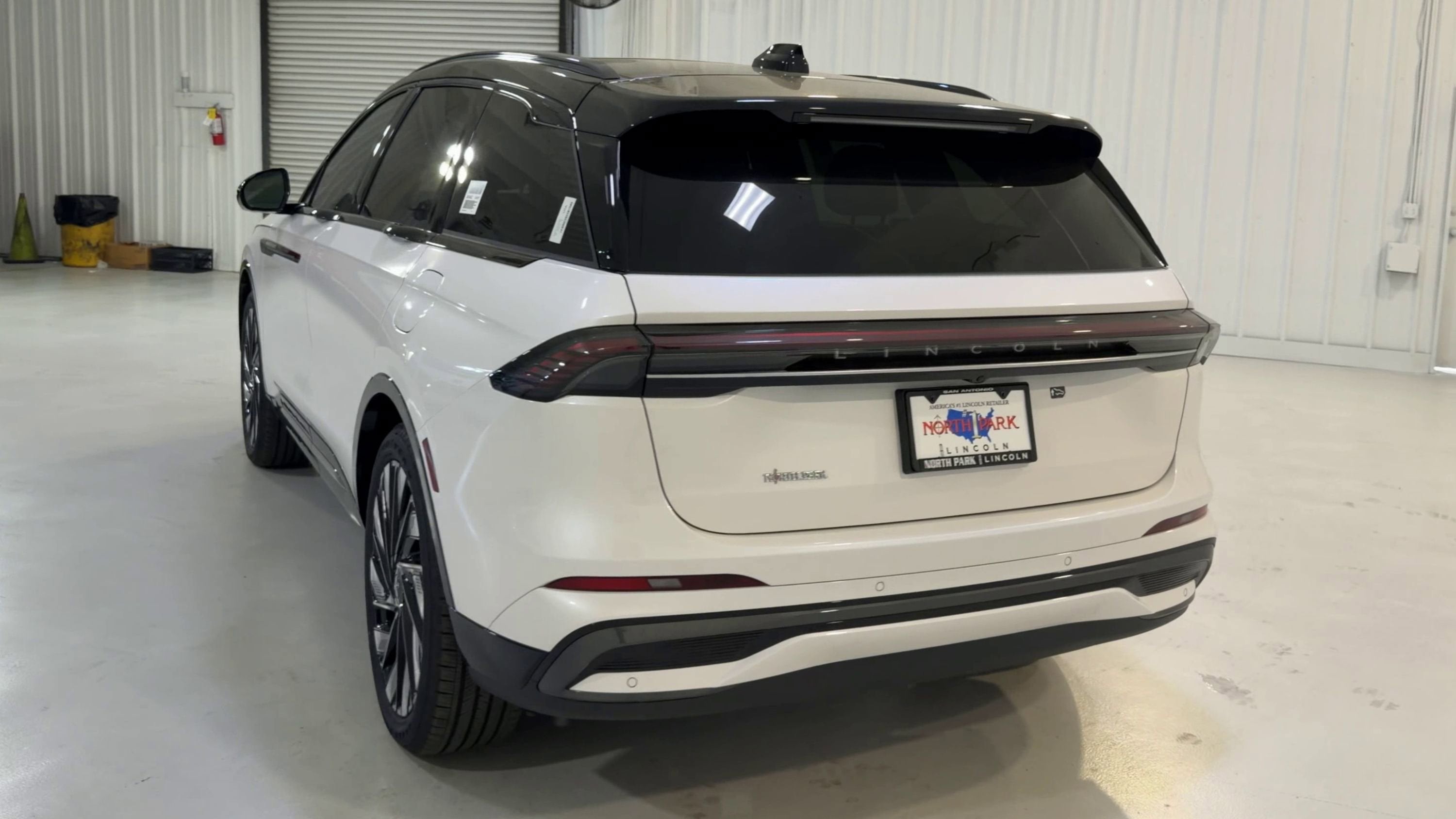 2026 Lincoln Nautilus Reserve Hybrid