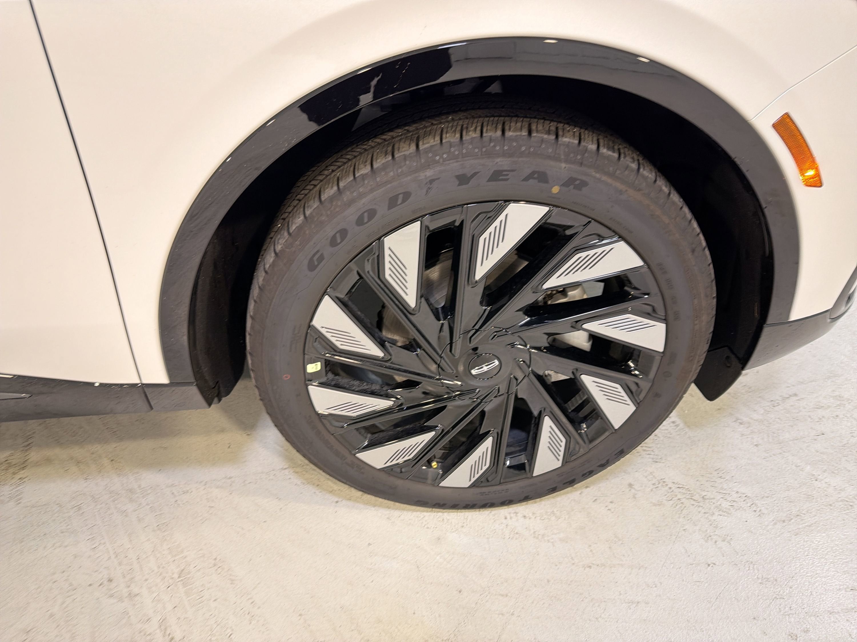 2026 Lincoln Nautilus Reserve Hybrid