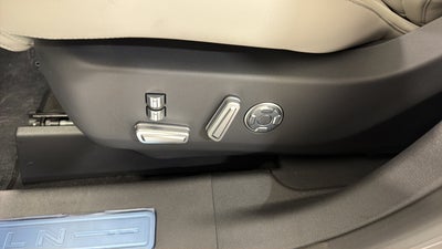 2026 Lincoln Nautilus Reserve Hybrid