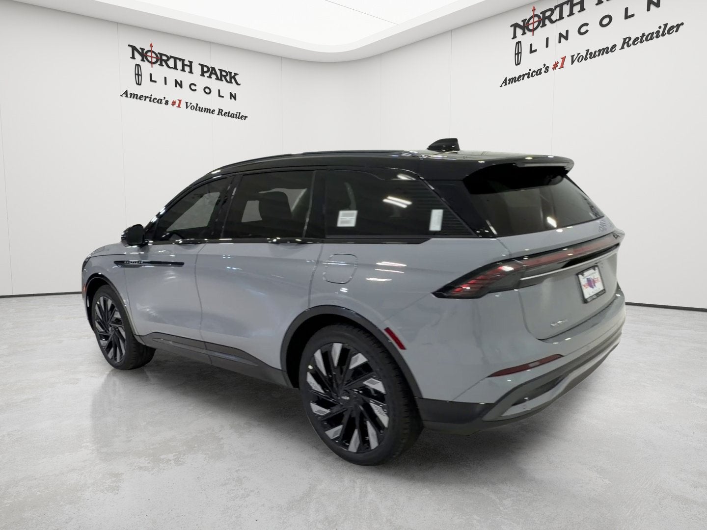 2026 Lincoln Nautilus Reserve Hybrid
