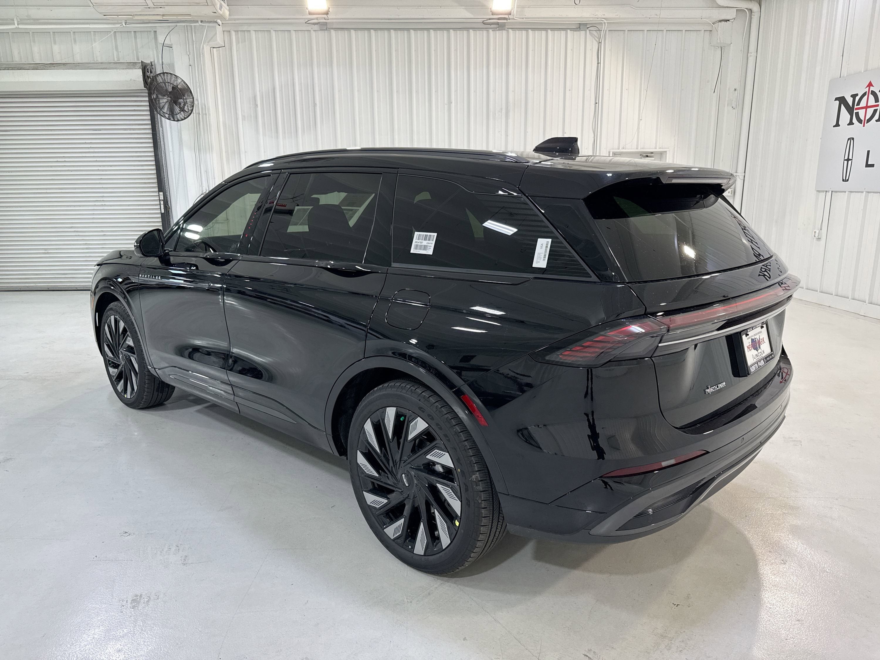 2026 Lincoln Nautilus Reserve Hybrid