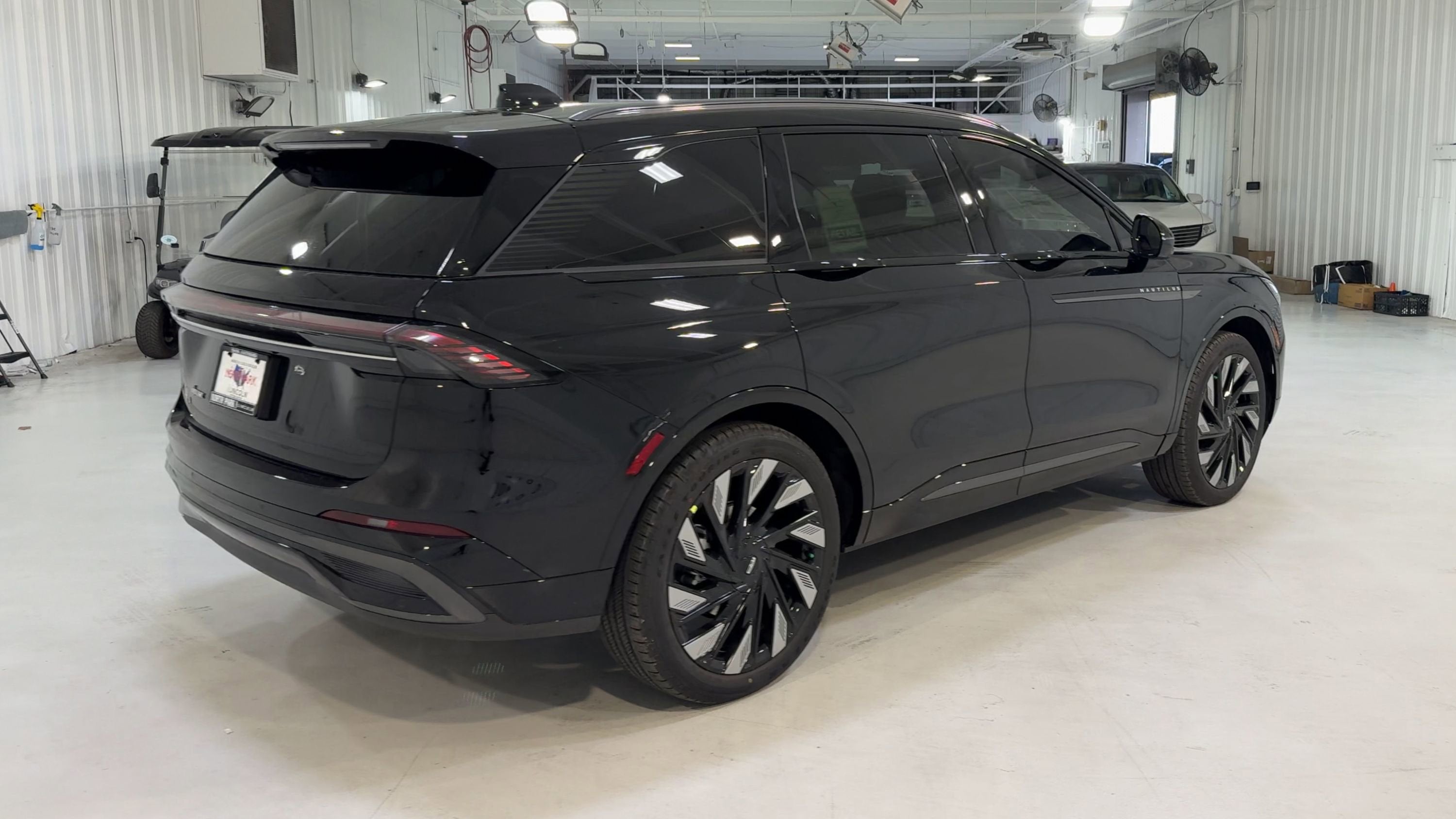 2026 Lincoln Nautilus Reserve Hybrid