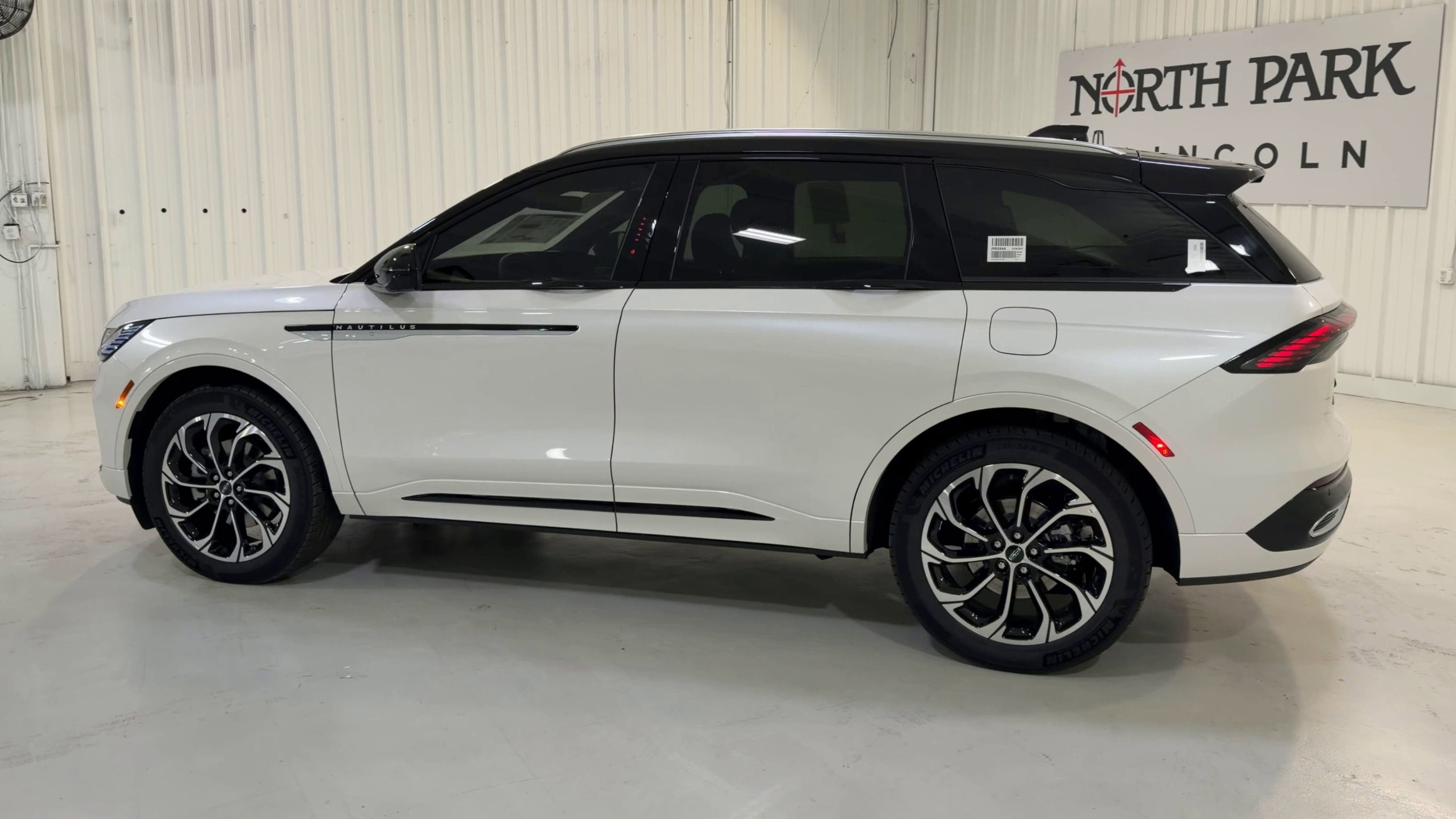 2026 Lincoln Nautilus Reserve