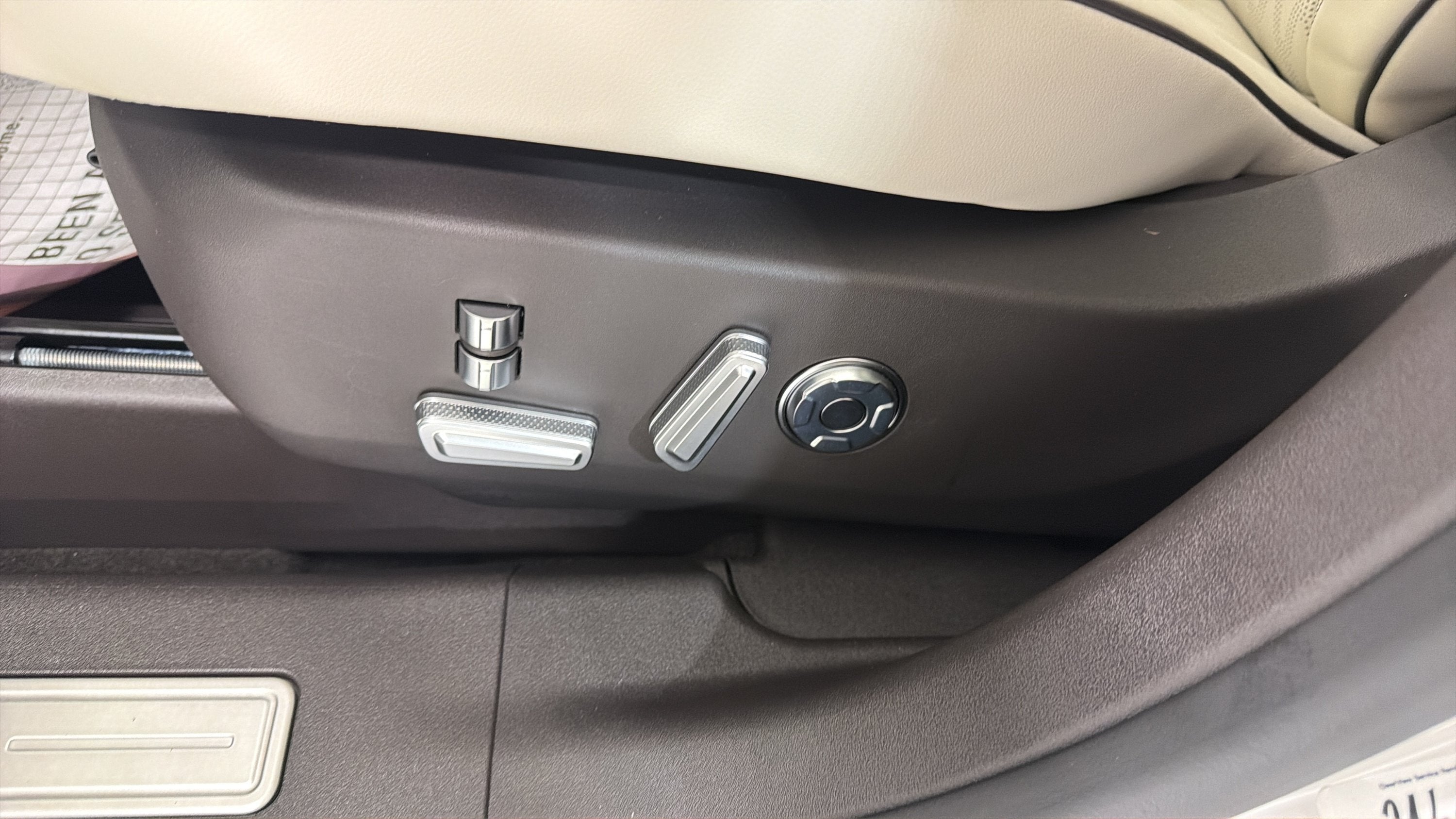 2026 Lincoln Nautilus Black Label Hybrid