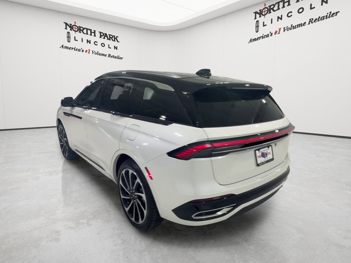 2026 Lincoln Nautilus Black Label Hybrid