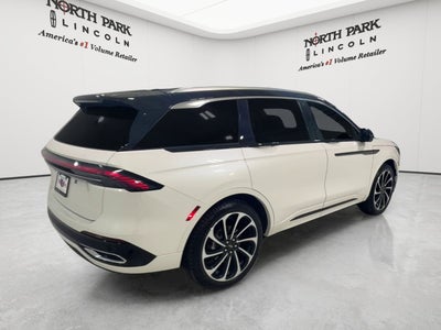 2026 Lincoln Nautilus Black Label Hybrid
