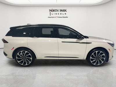 2026 Lincoln Nautilus Black Label Hybrid