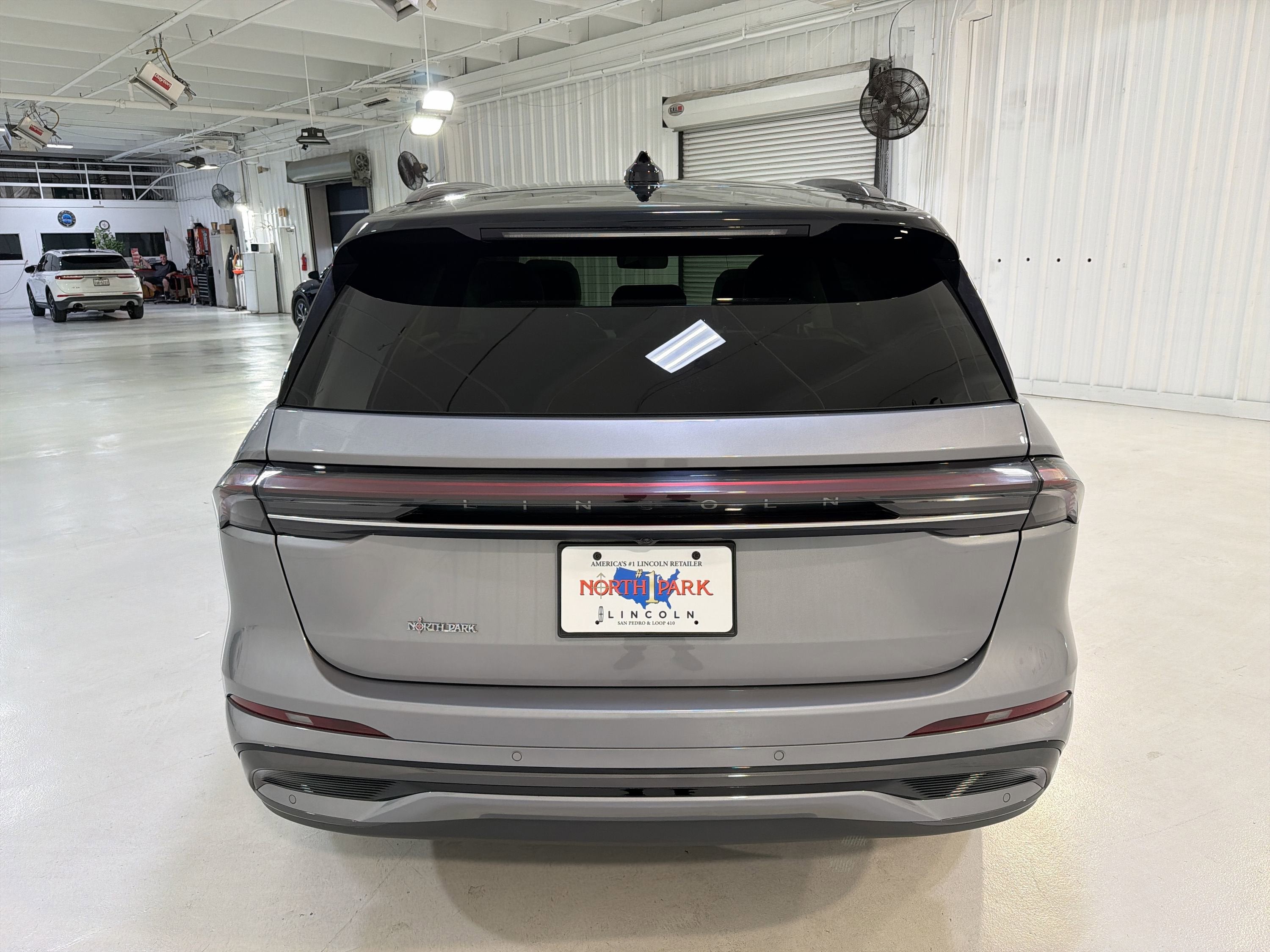 2024 Lincoln Nautilus Black Label