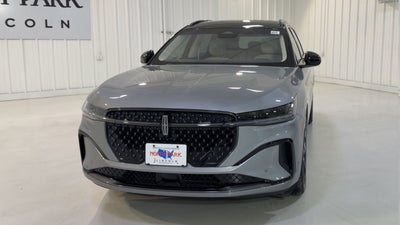 2024 Lincoln Nautilus Black Label