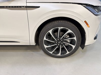 2026 Lincoln Nautilus Black Label Hybrid