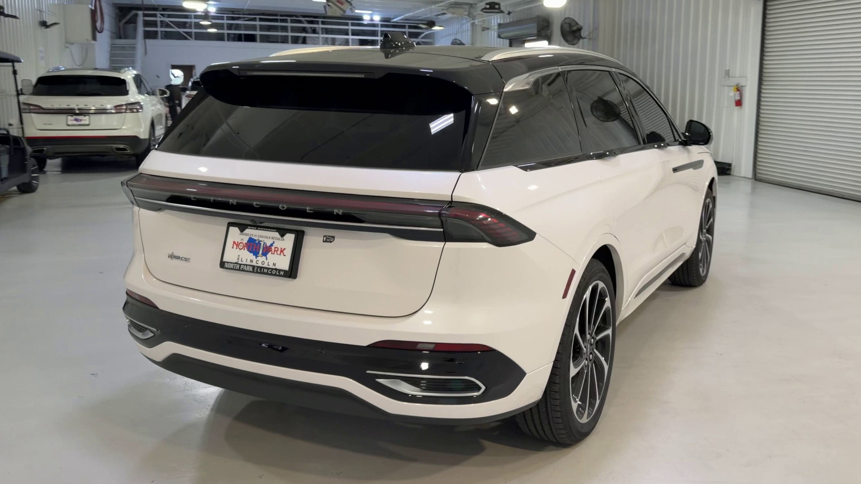 2026 Lincoln Nautilus Black Label Hybrid