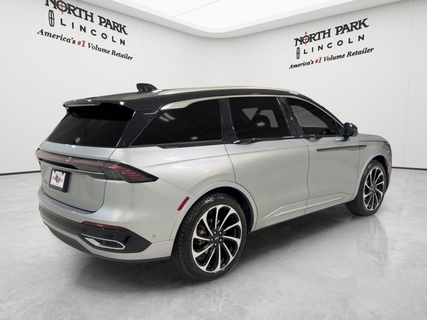 2024 Lincoln Nautilus Black Label