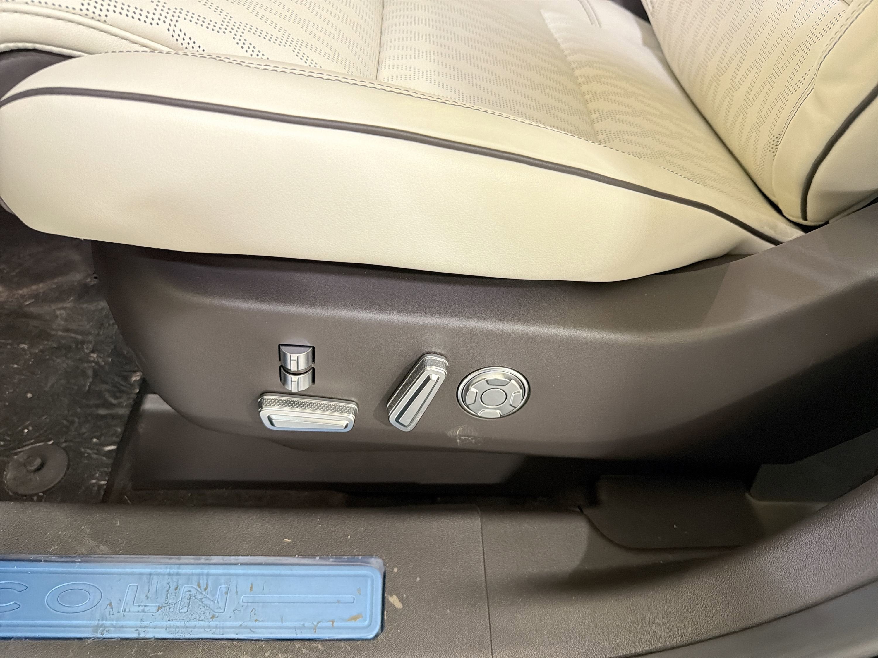 2026 Lincoln Nautilus Black Label Hybrid