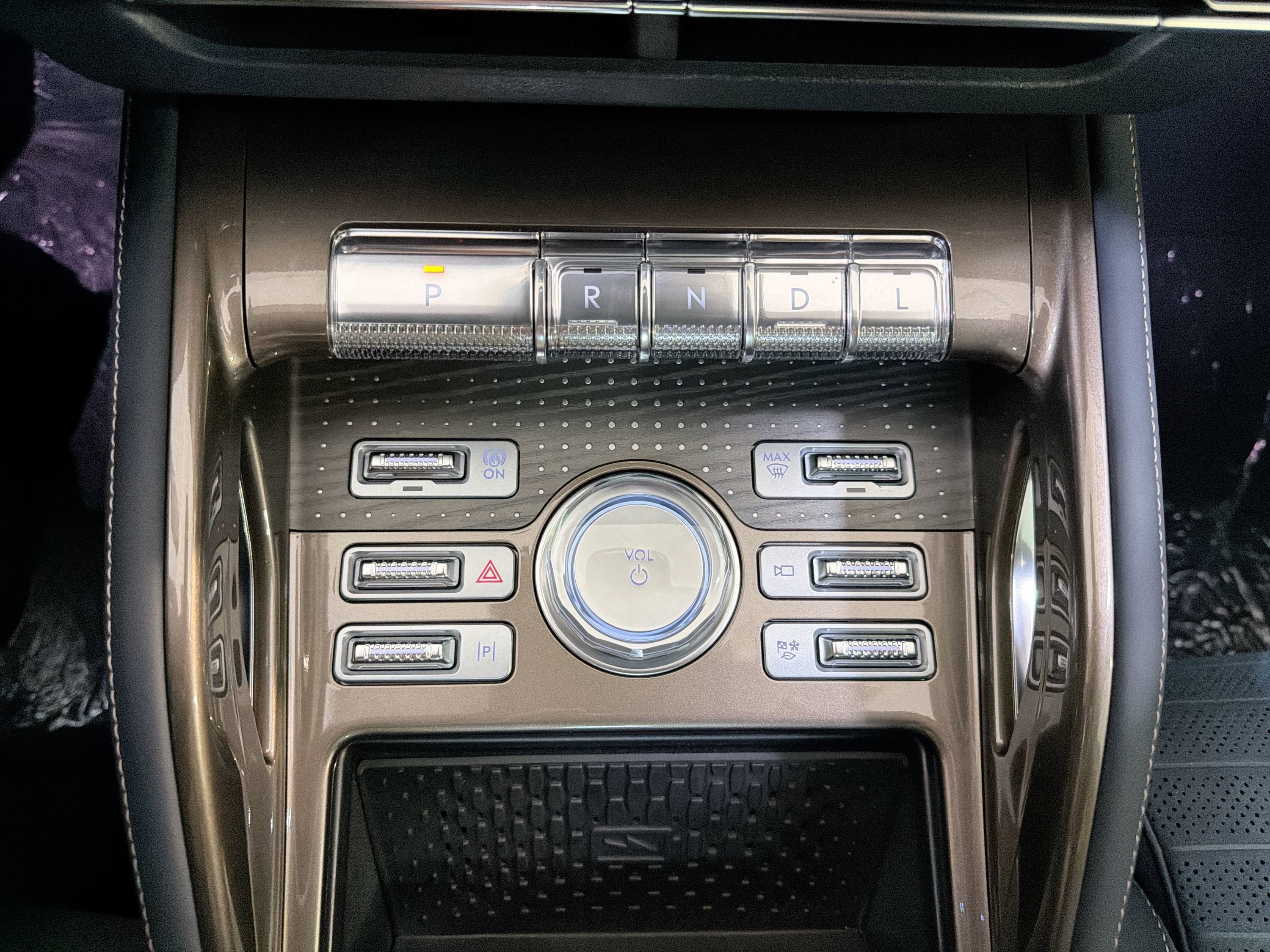 2026 Lincoln Nautilus Black Label Hybrid