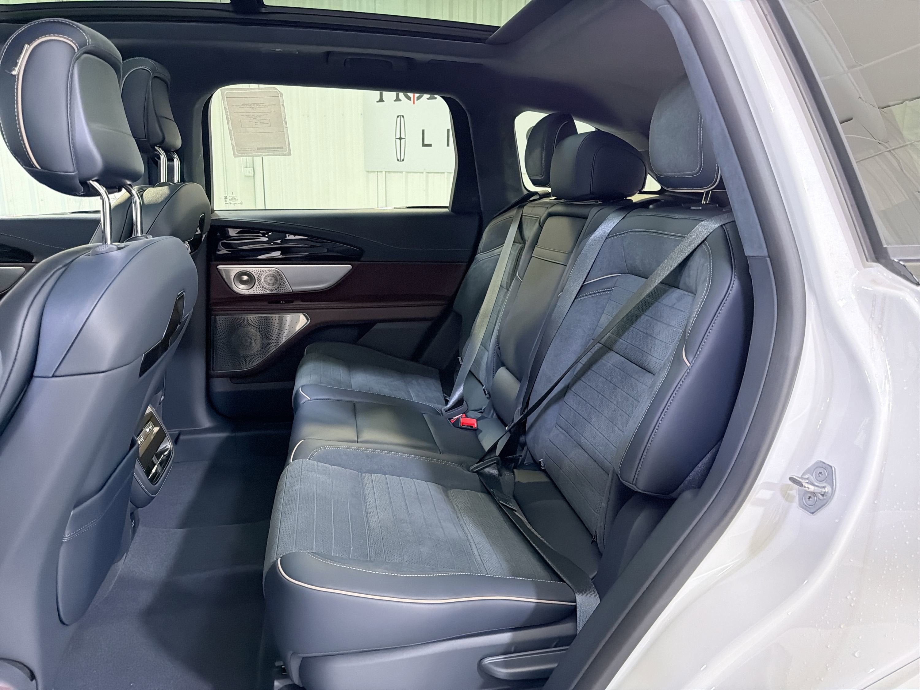 2026 Lincoln Nautilus Black Label Hybrid