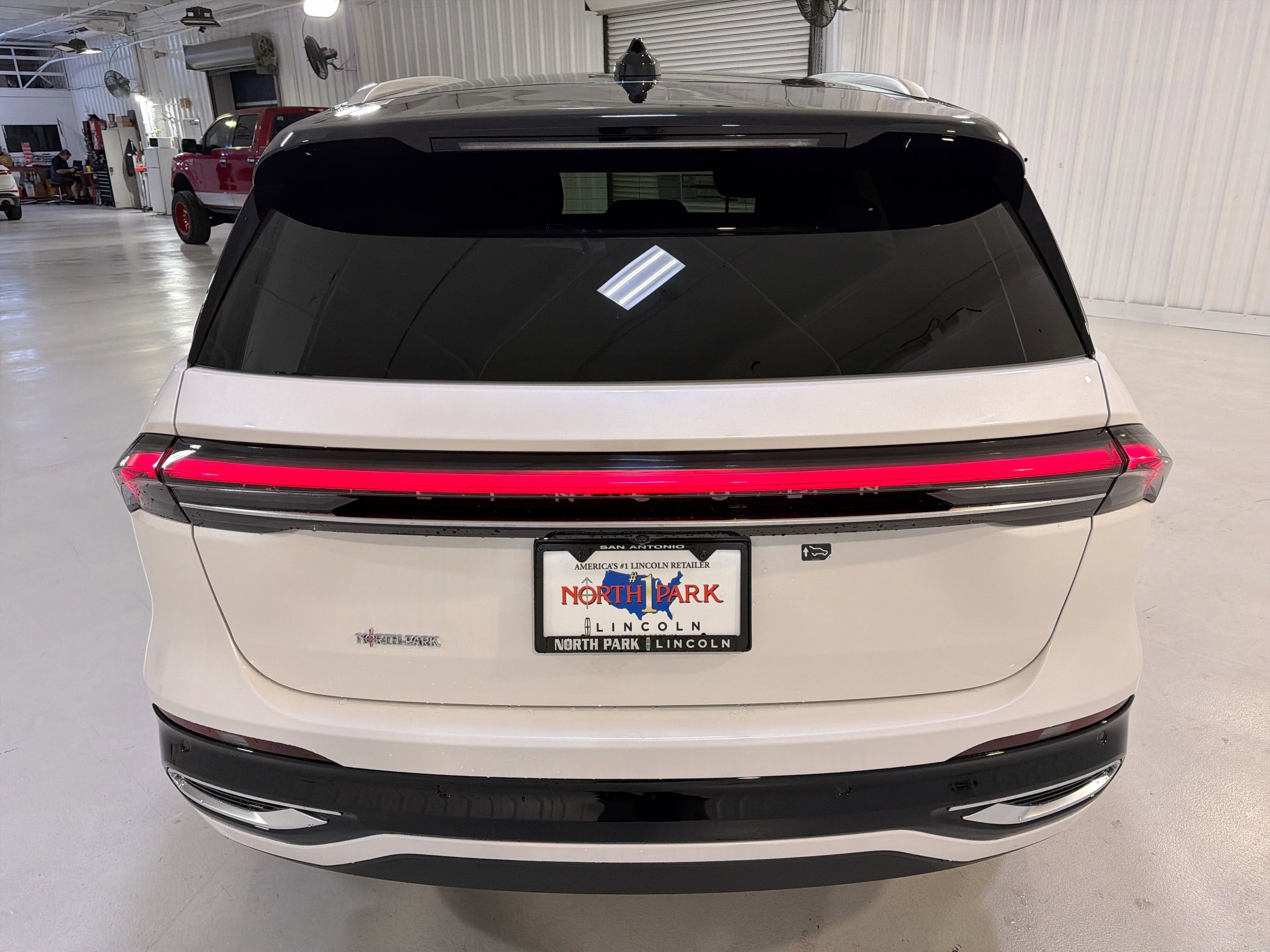 2026 Lincoln Nautilus Black Label Hybrid