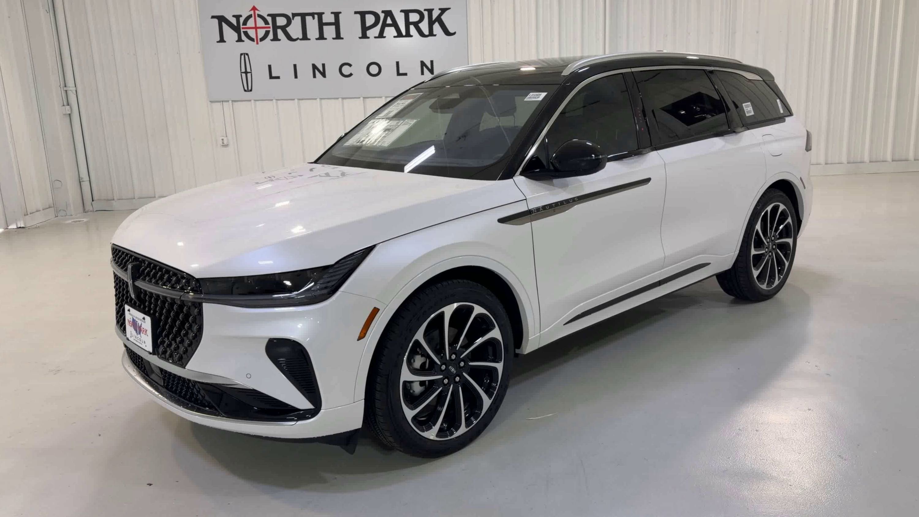 2026 Lincoln Nautilus Black Label Hybrid