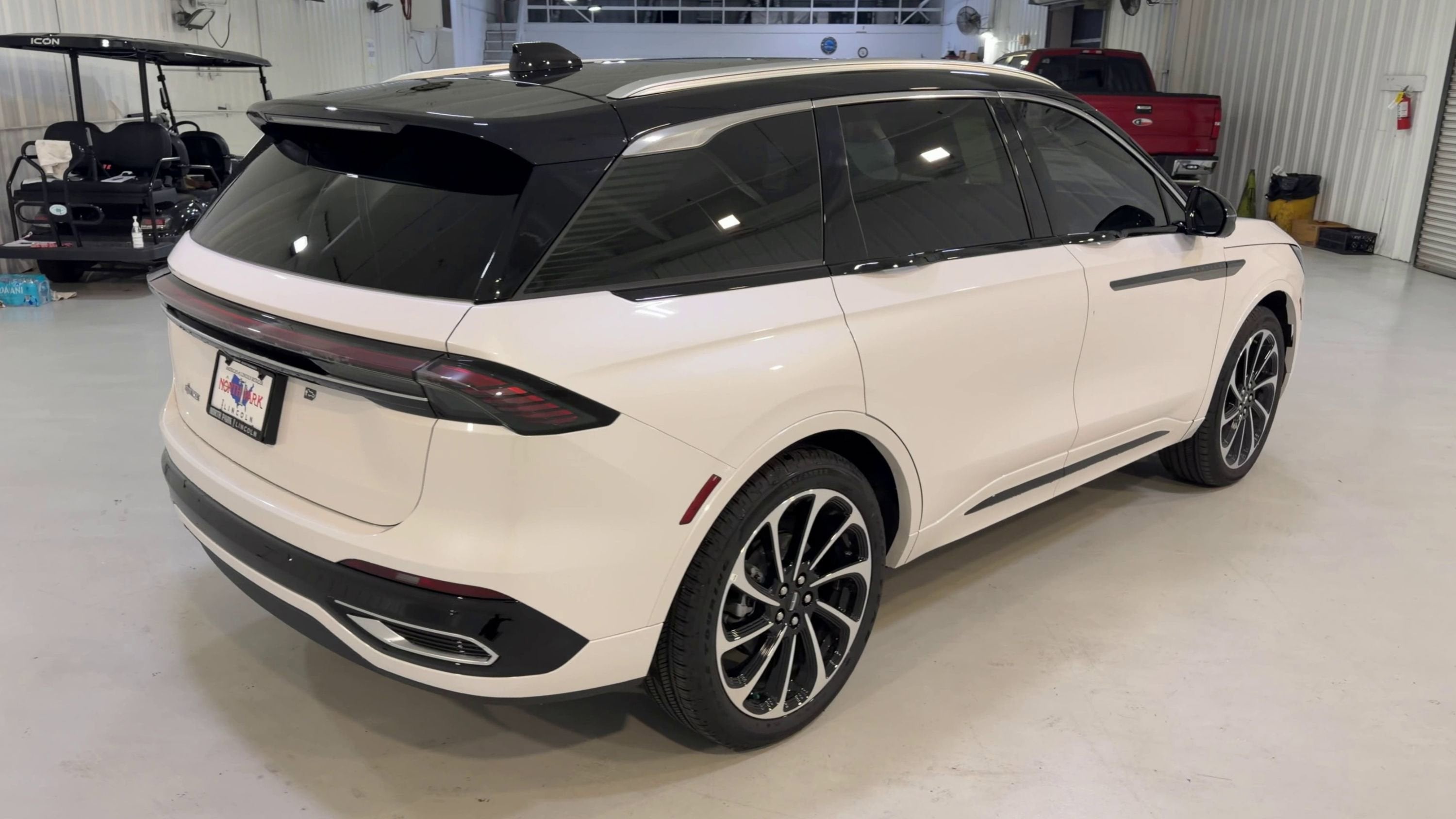 2026 Lincoln Nautilus Black Label Hybrid