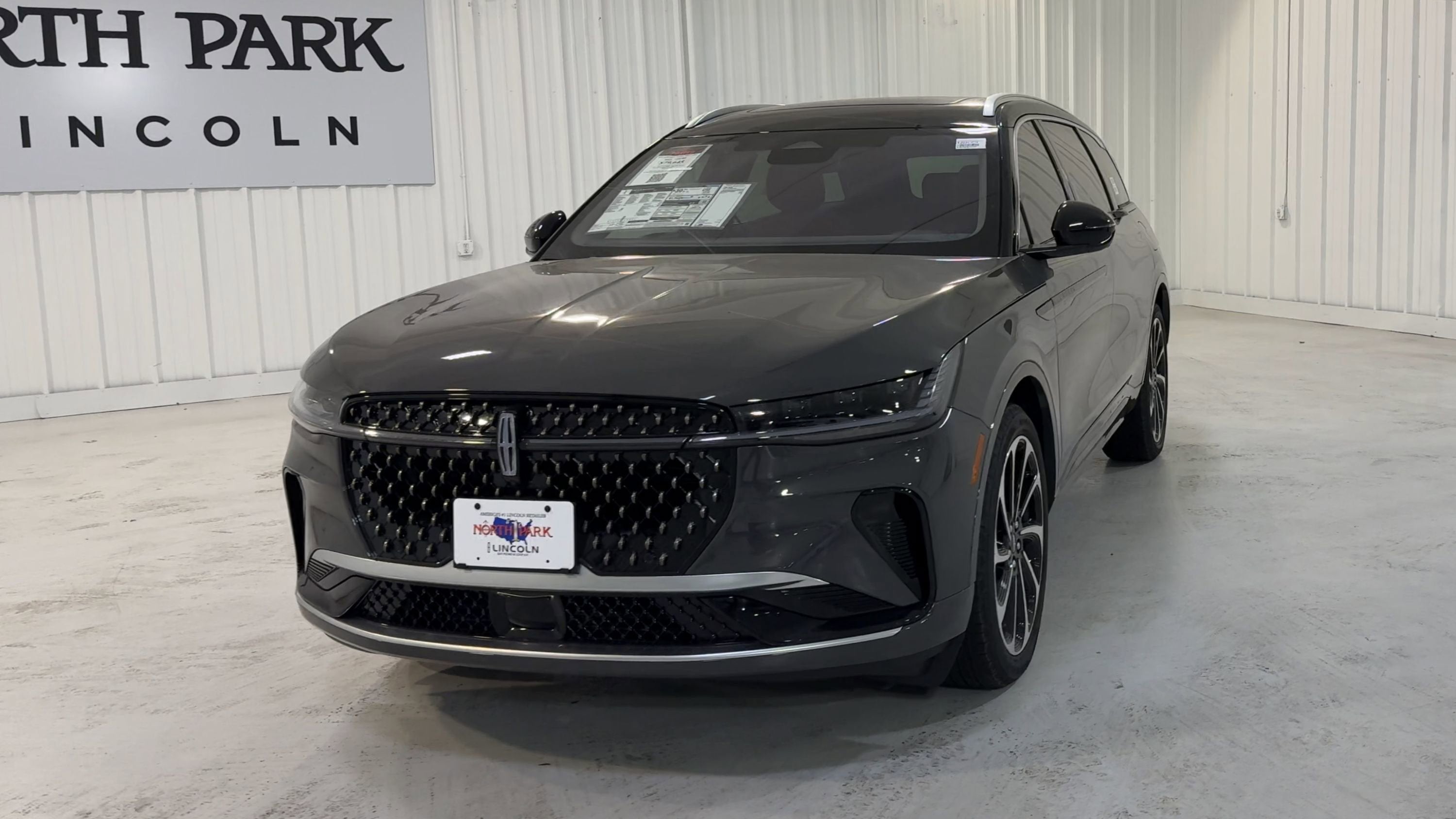 2025 Lincoln Nautilus Black Label Hybrid