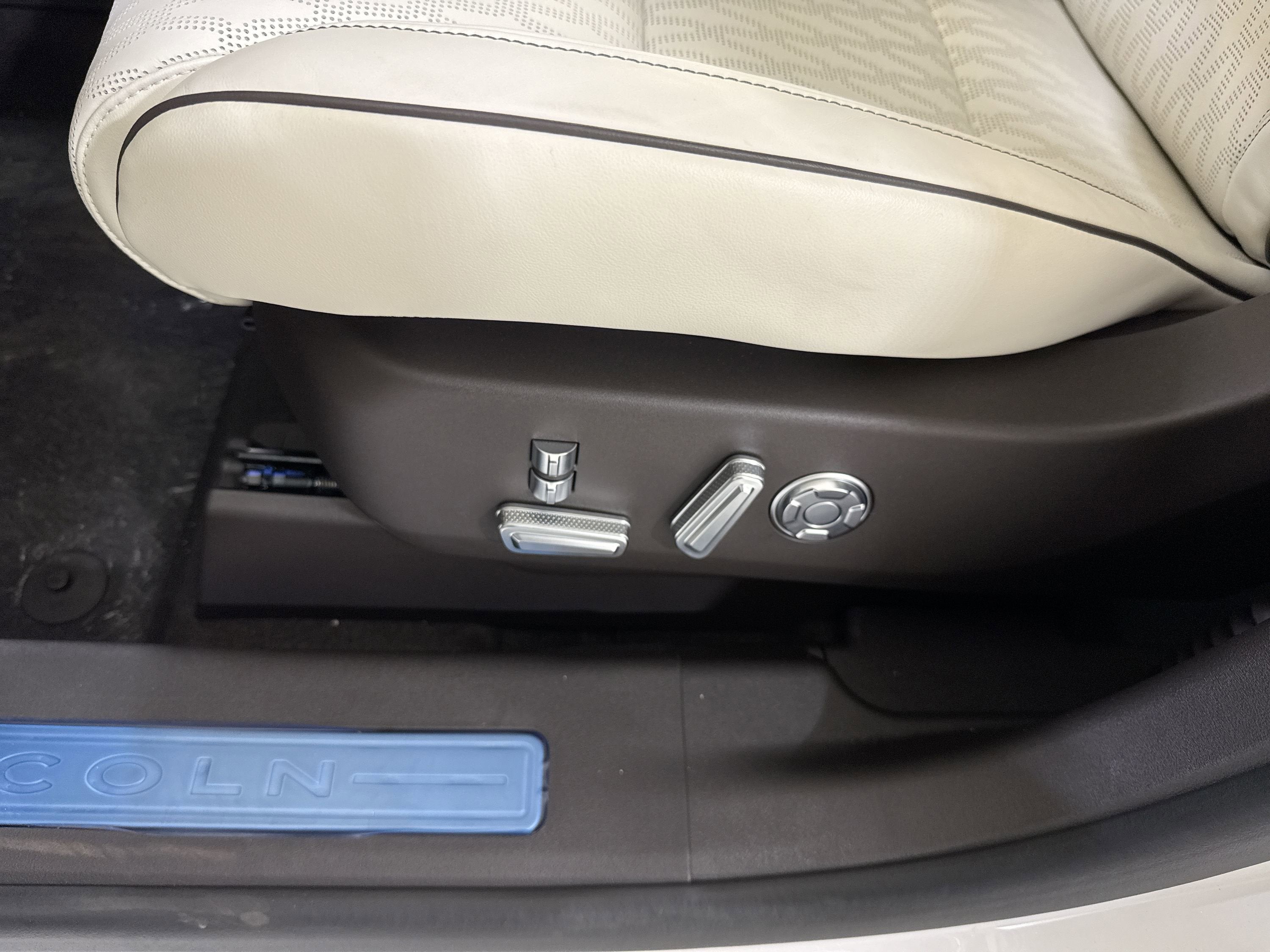 2026 Lincoln Nautilus Black Label Hybrid