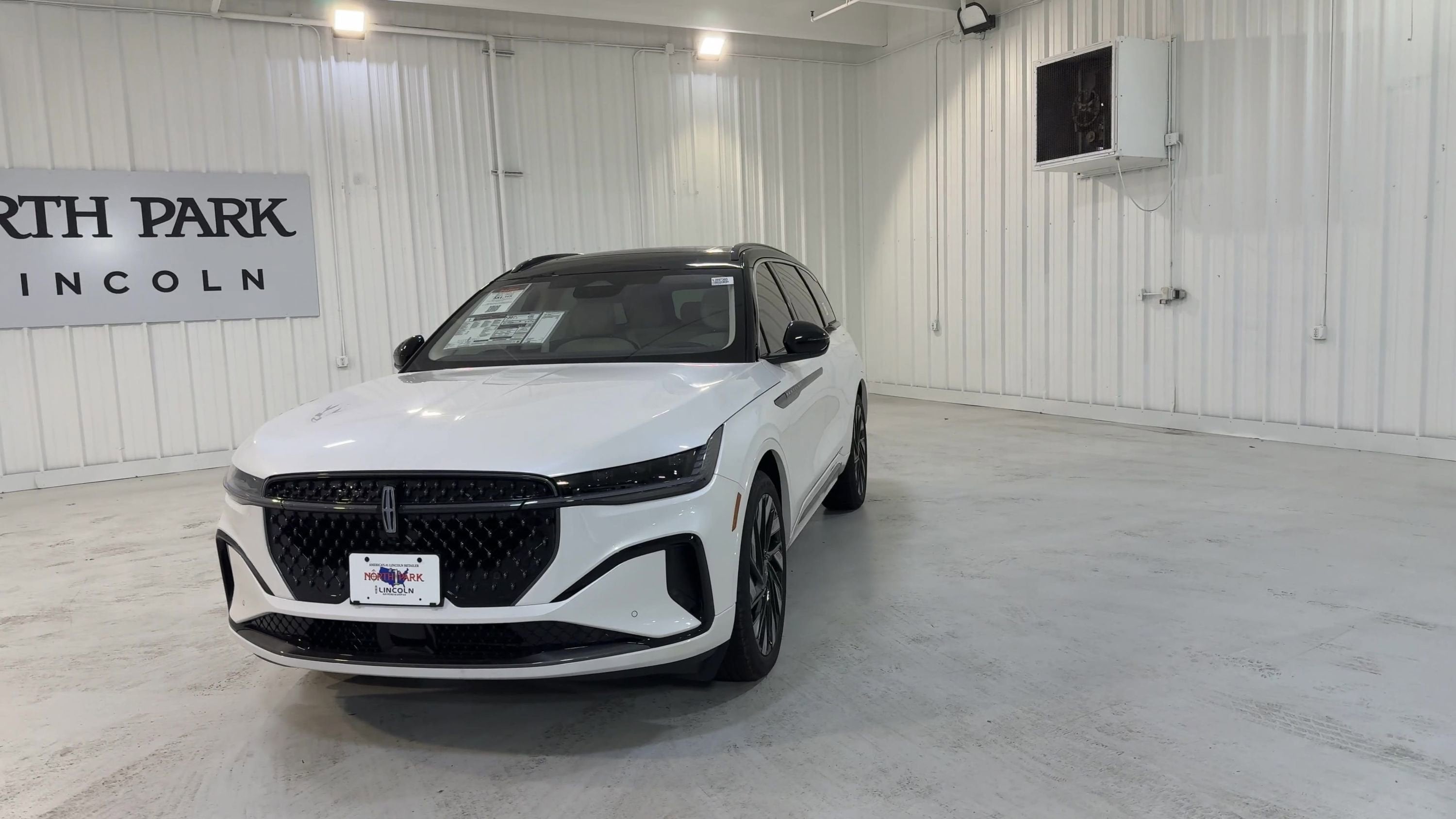 2026 Lincoln Nautilus Black Label Hybrid